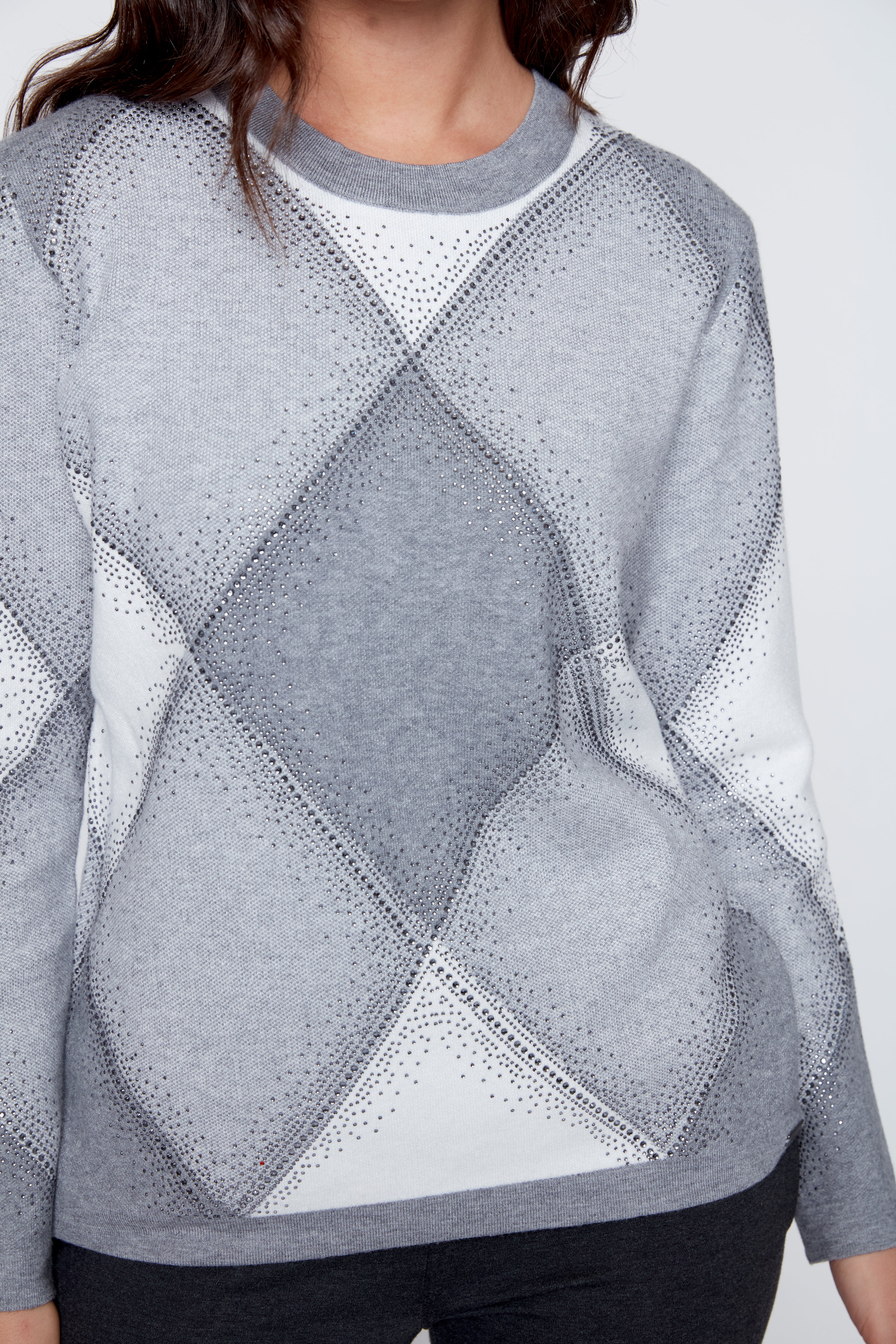 Diamond pattern jacquard sweater