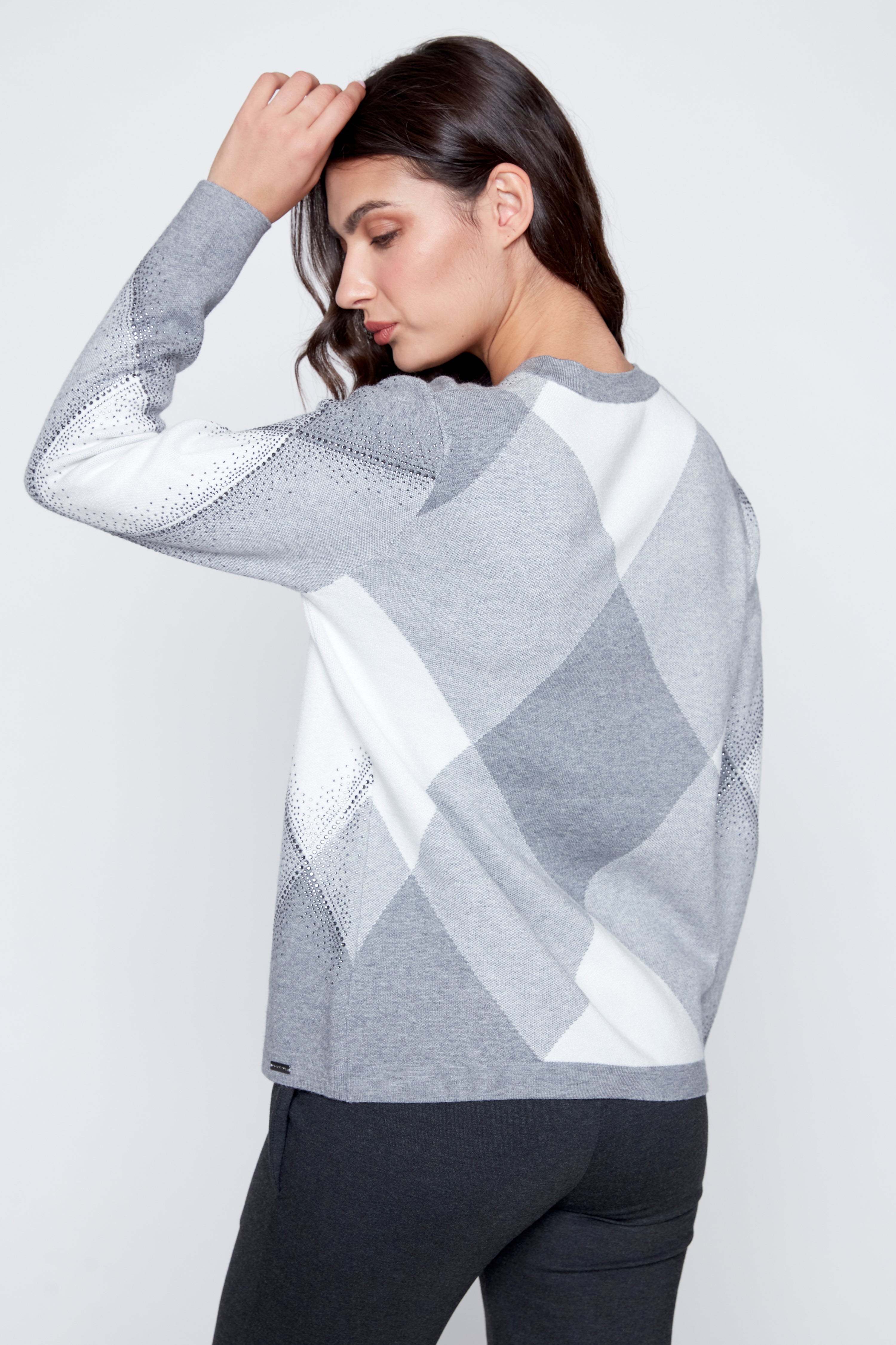 Diamond pattern jacquard sweater