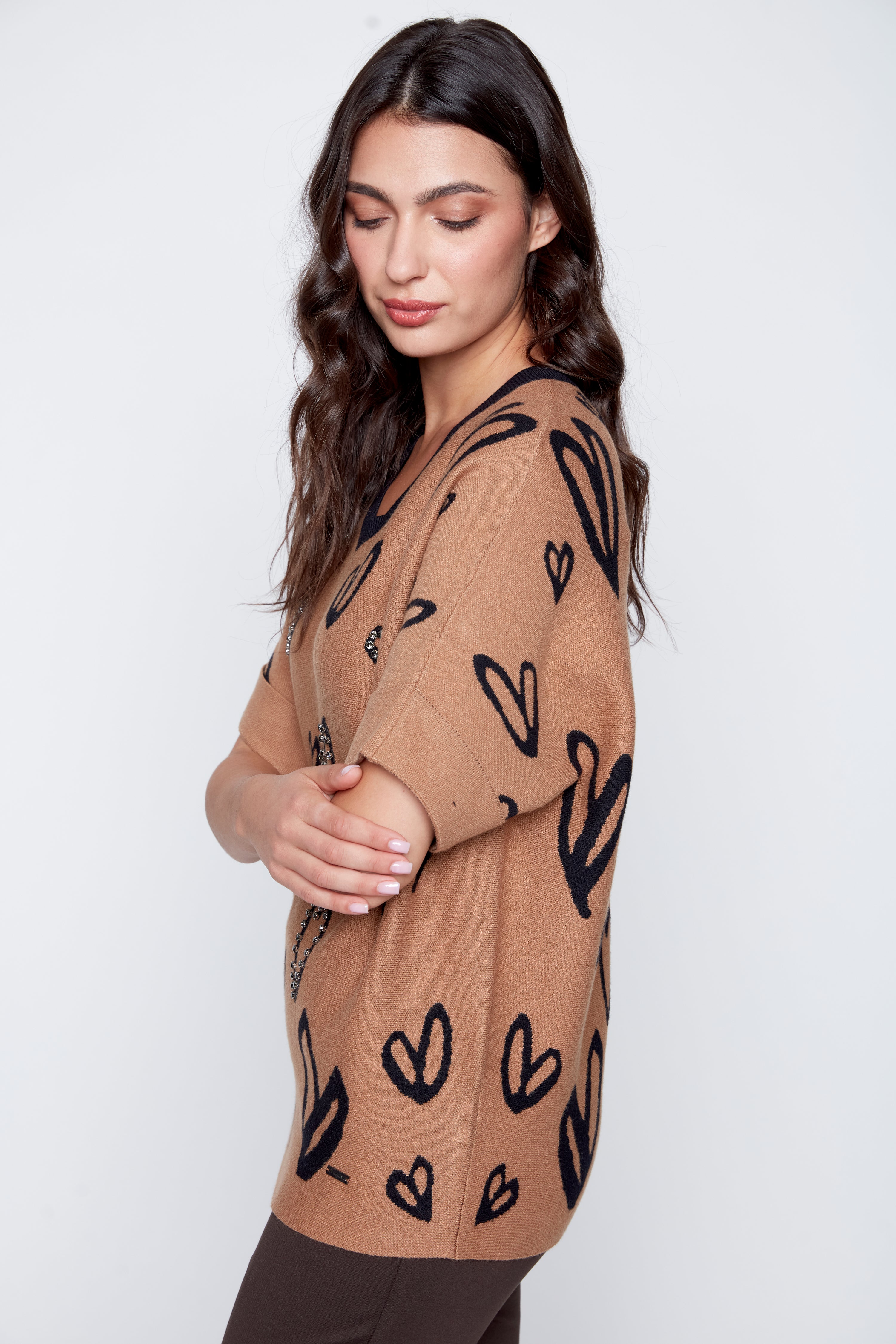 Rhinestone hearts knit sweater