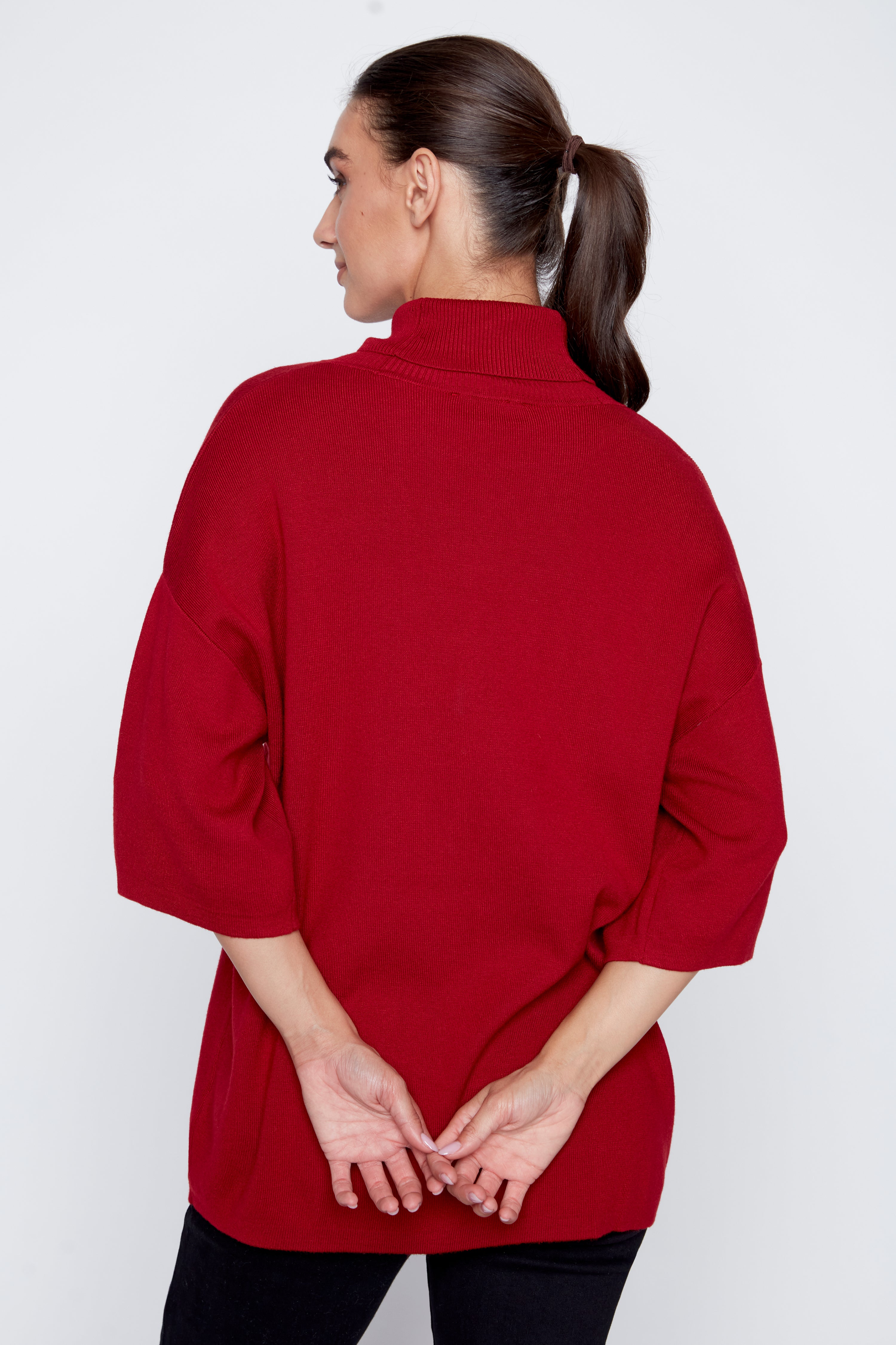 Le pull avec détails de cœur
