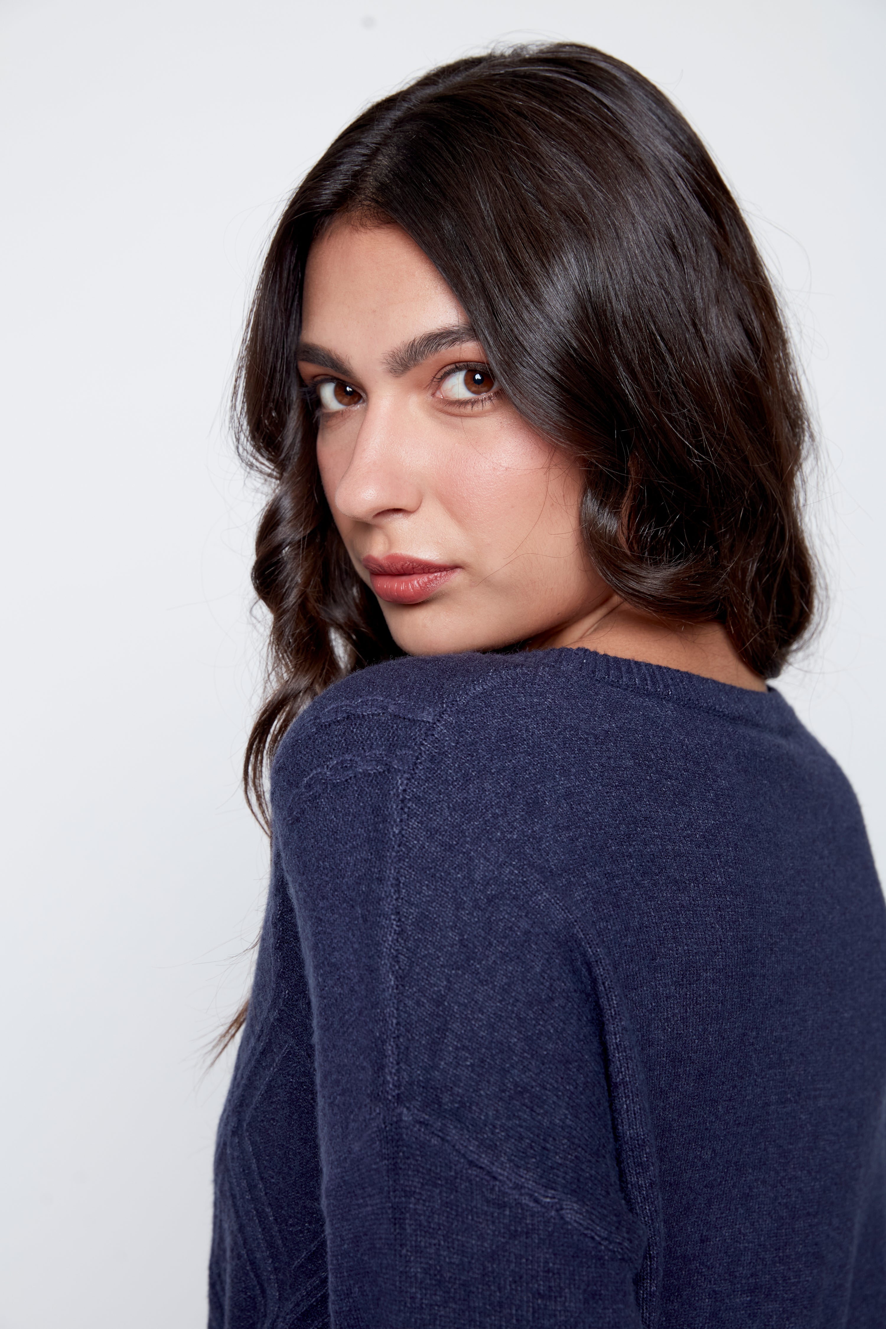 Diamond pattern cable knit sweater