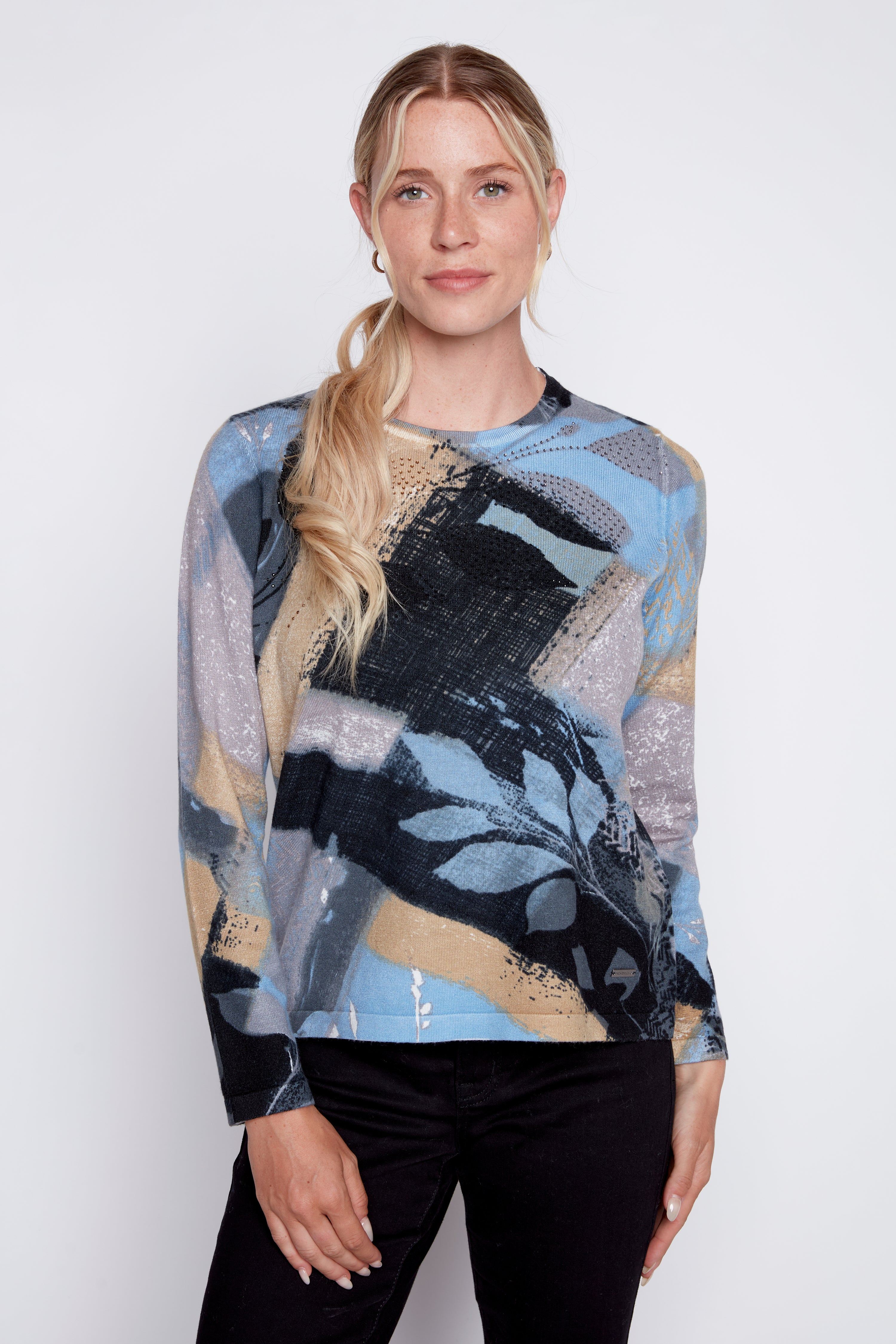 Le pull en maille légère imprimée