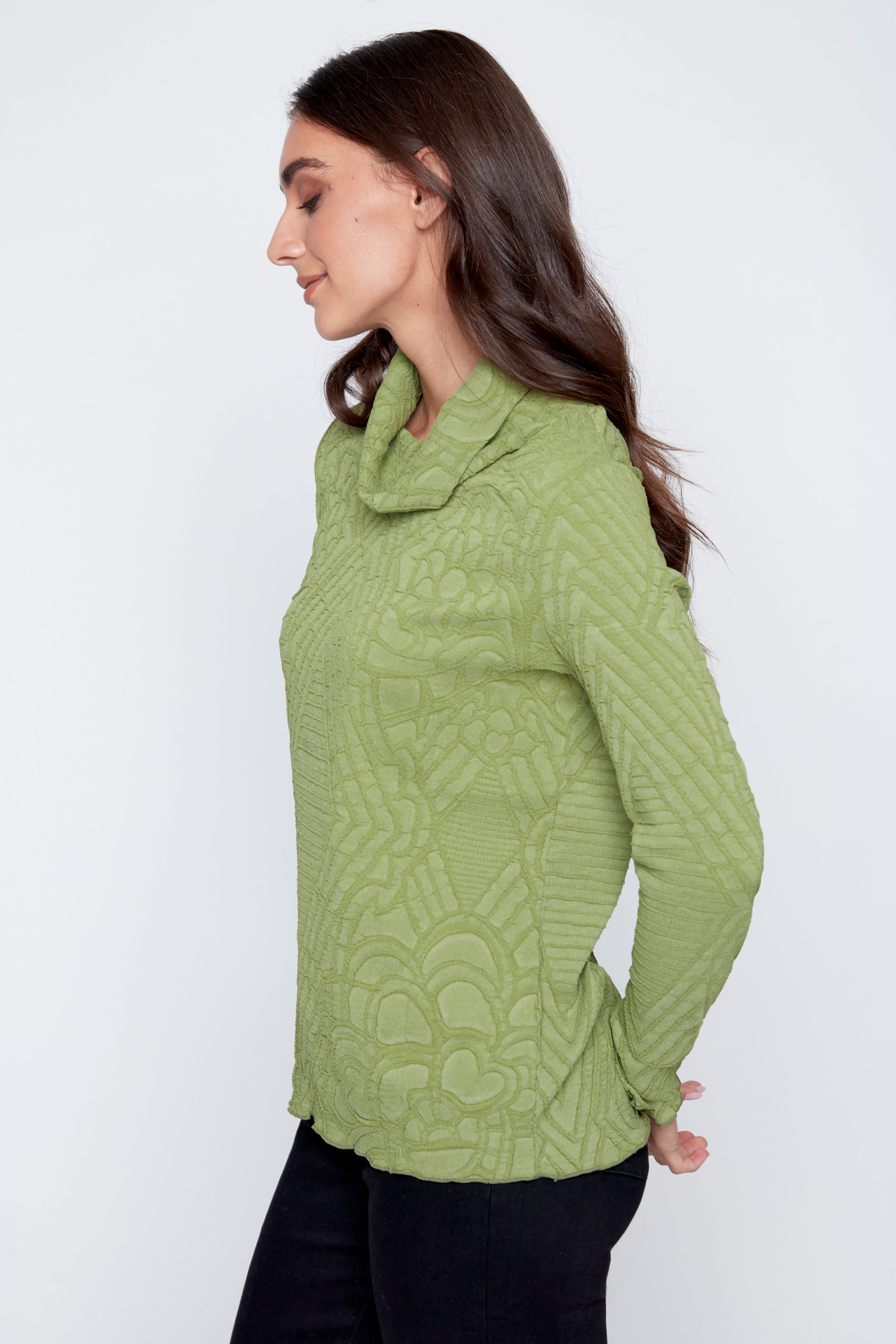 Le haut fleuri plissé