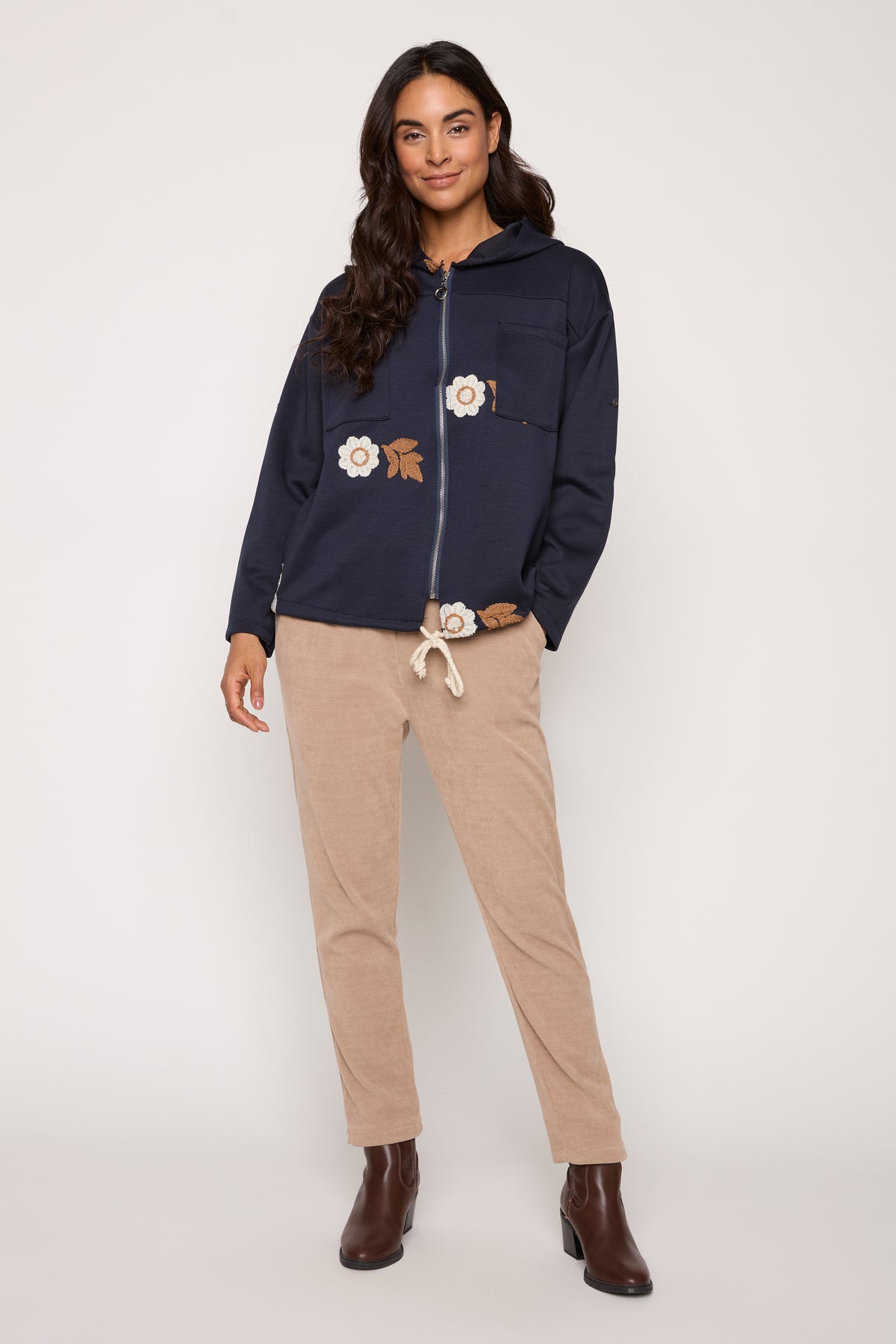 #Color_NAVY