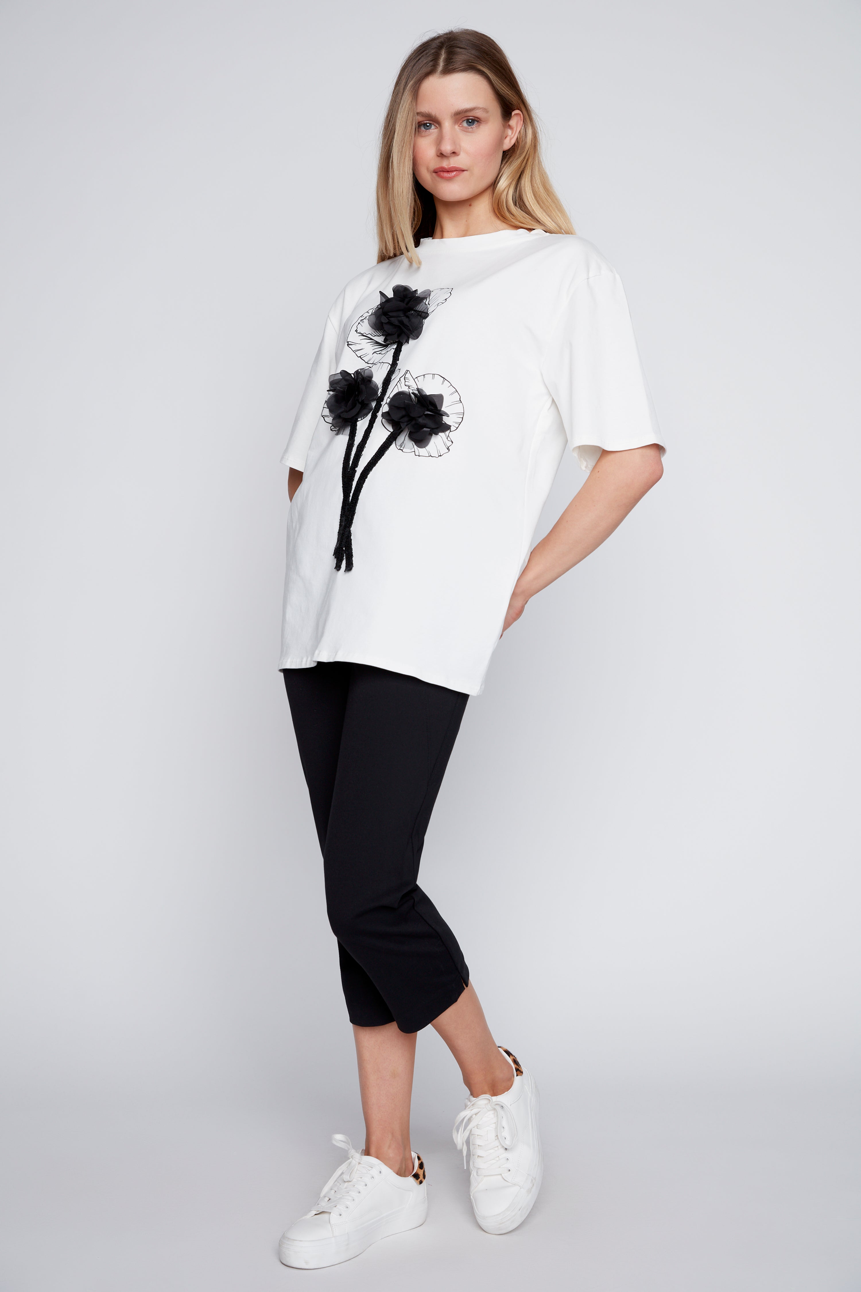 Flowers with lace cotton t-shirt