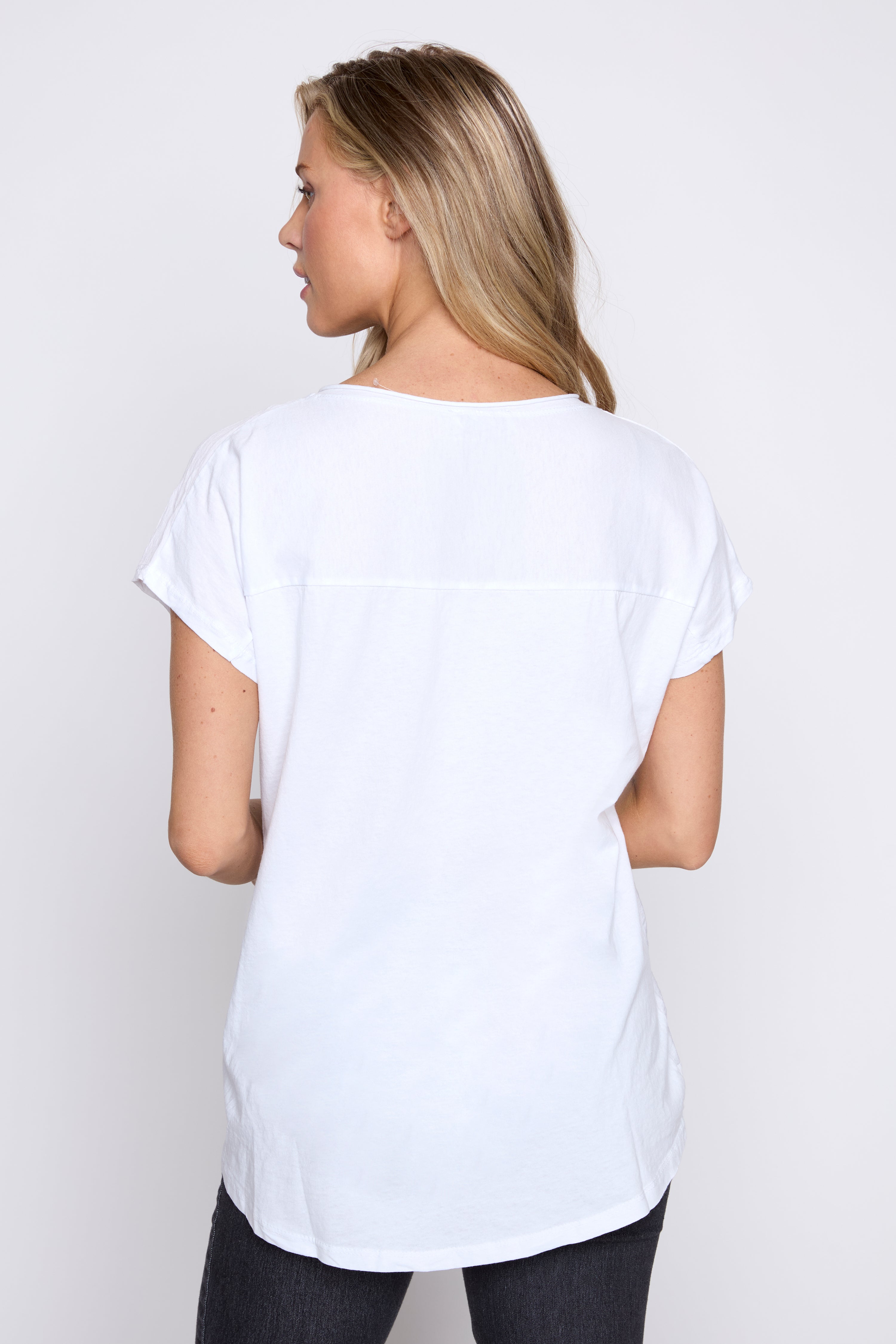 Le t-shirt à imprimé d’arbres métallisé