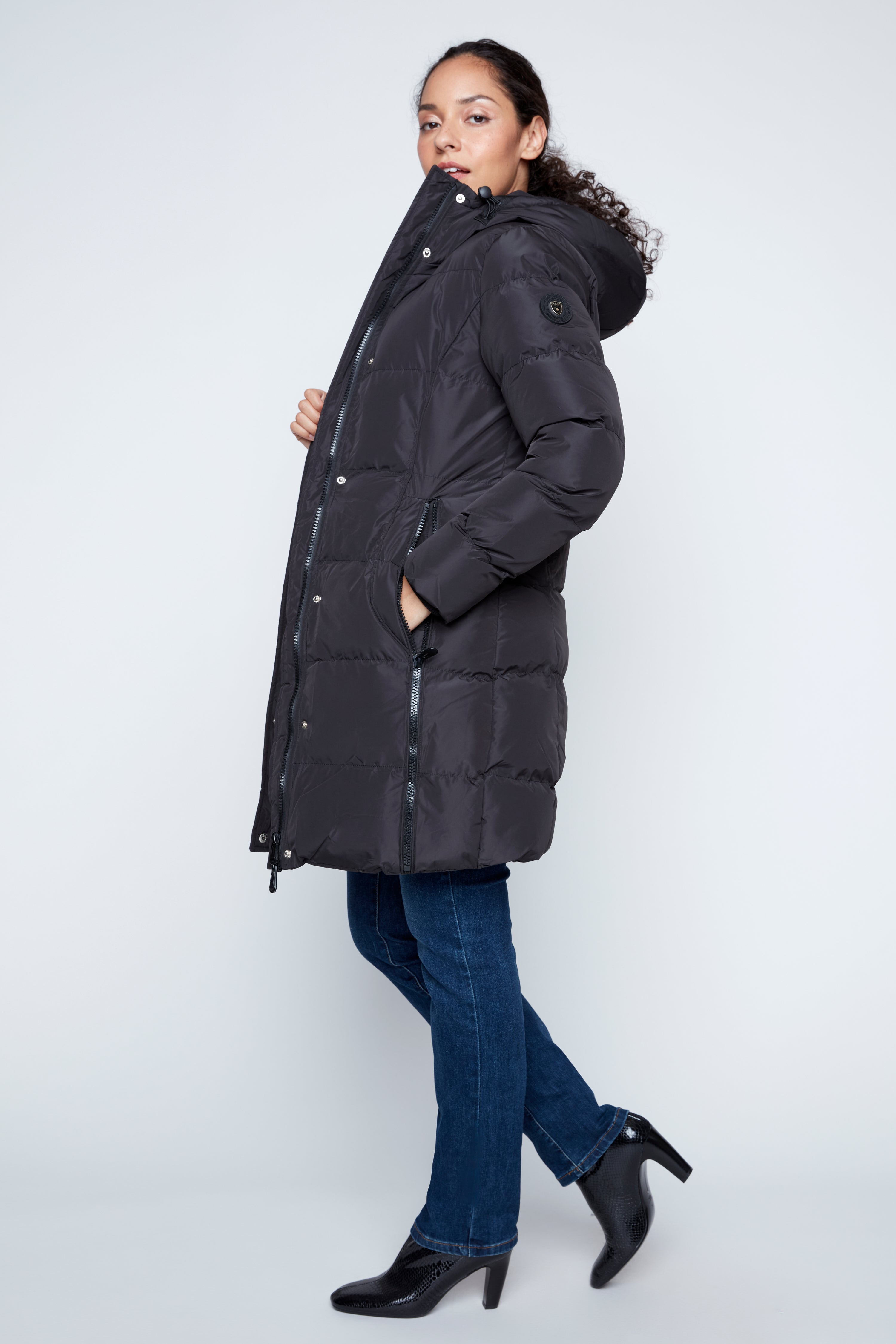 Hooded puffer jacket