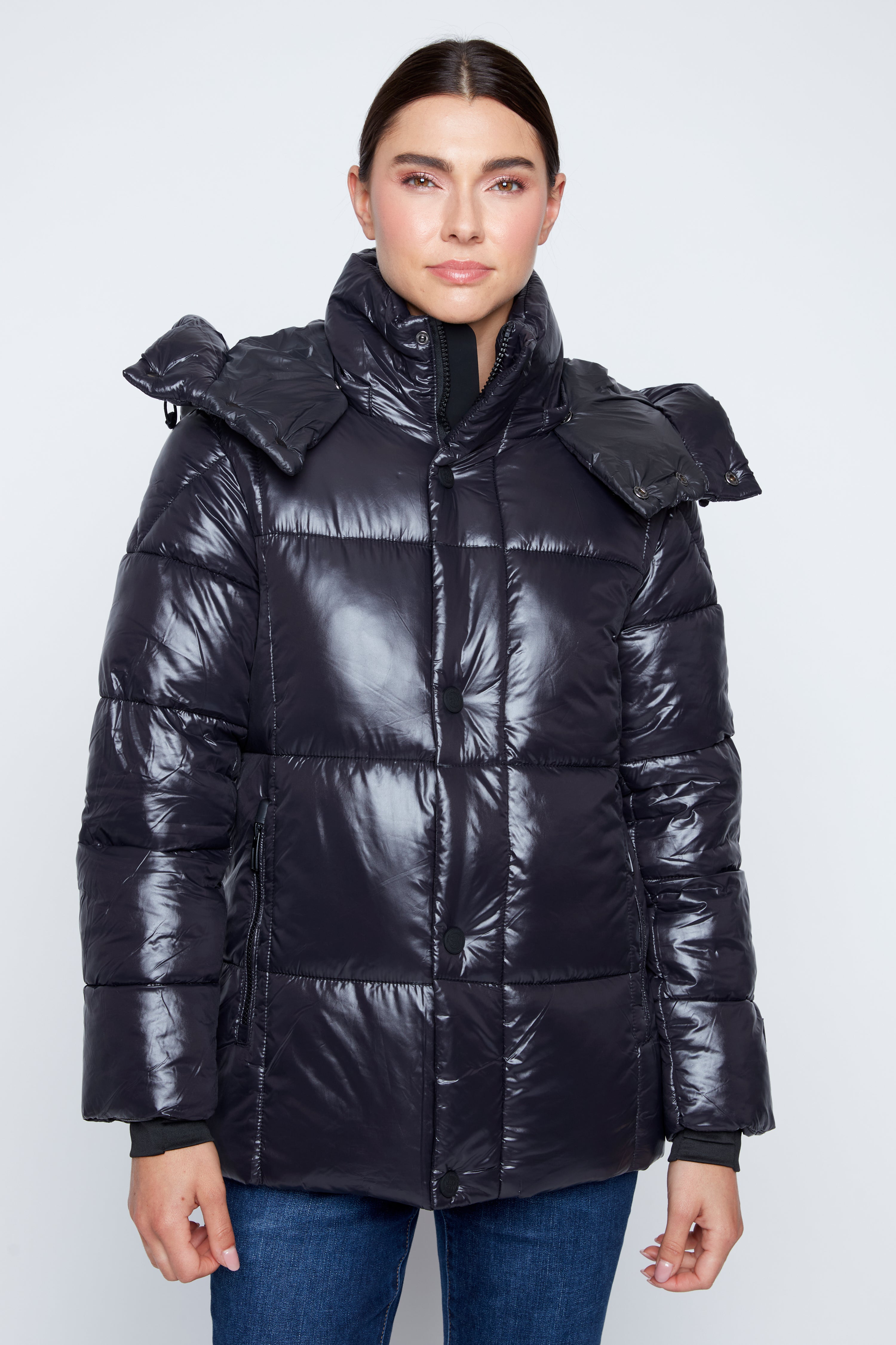 Hooded puffer jacket