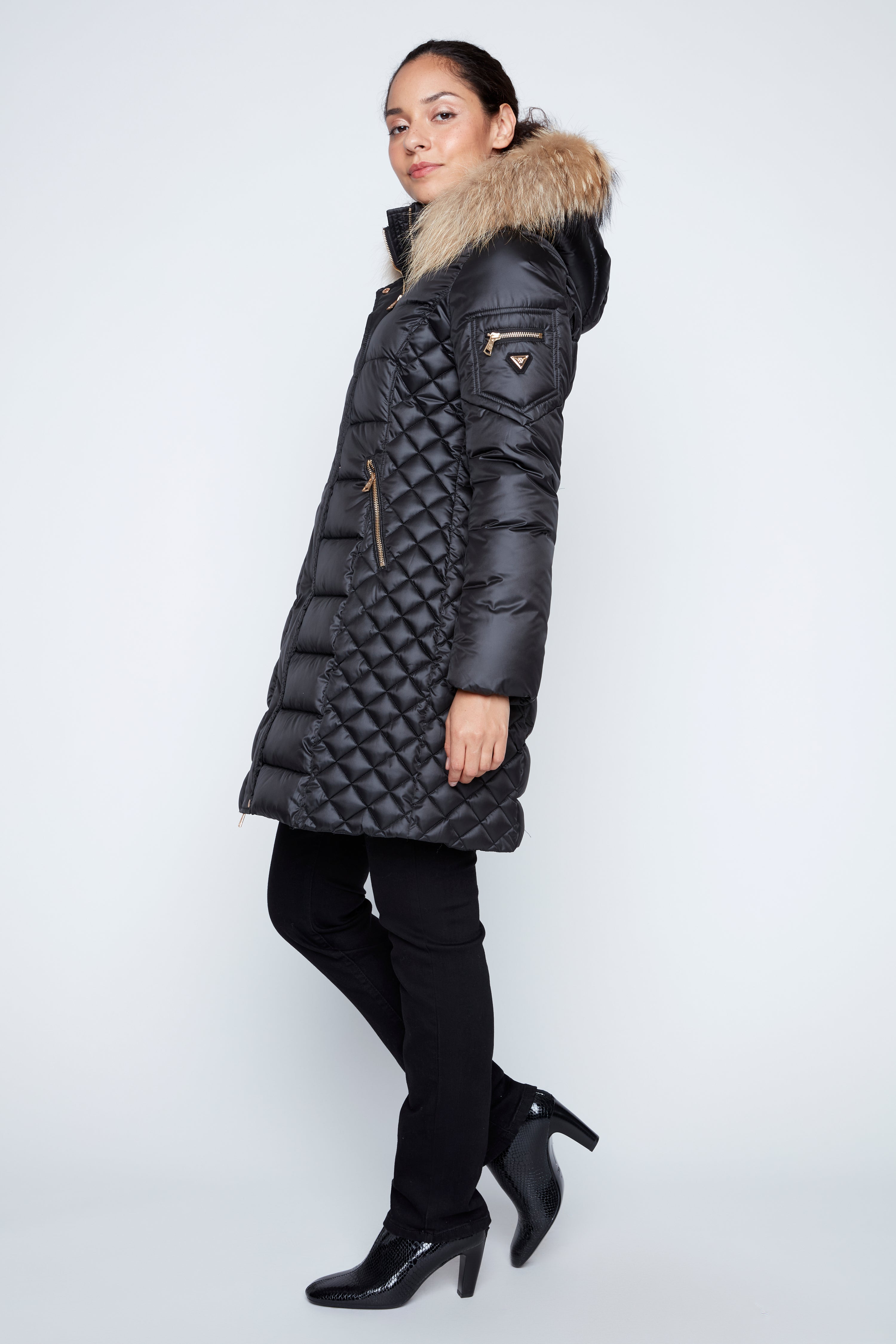 Diamond quilt trim puffer coat