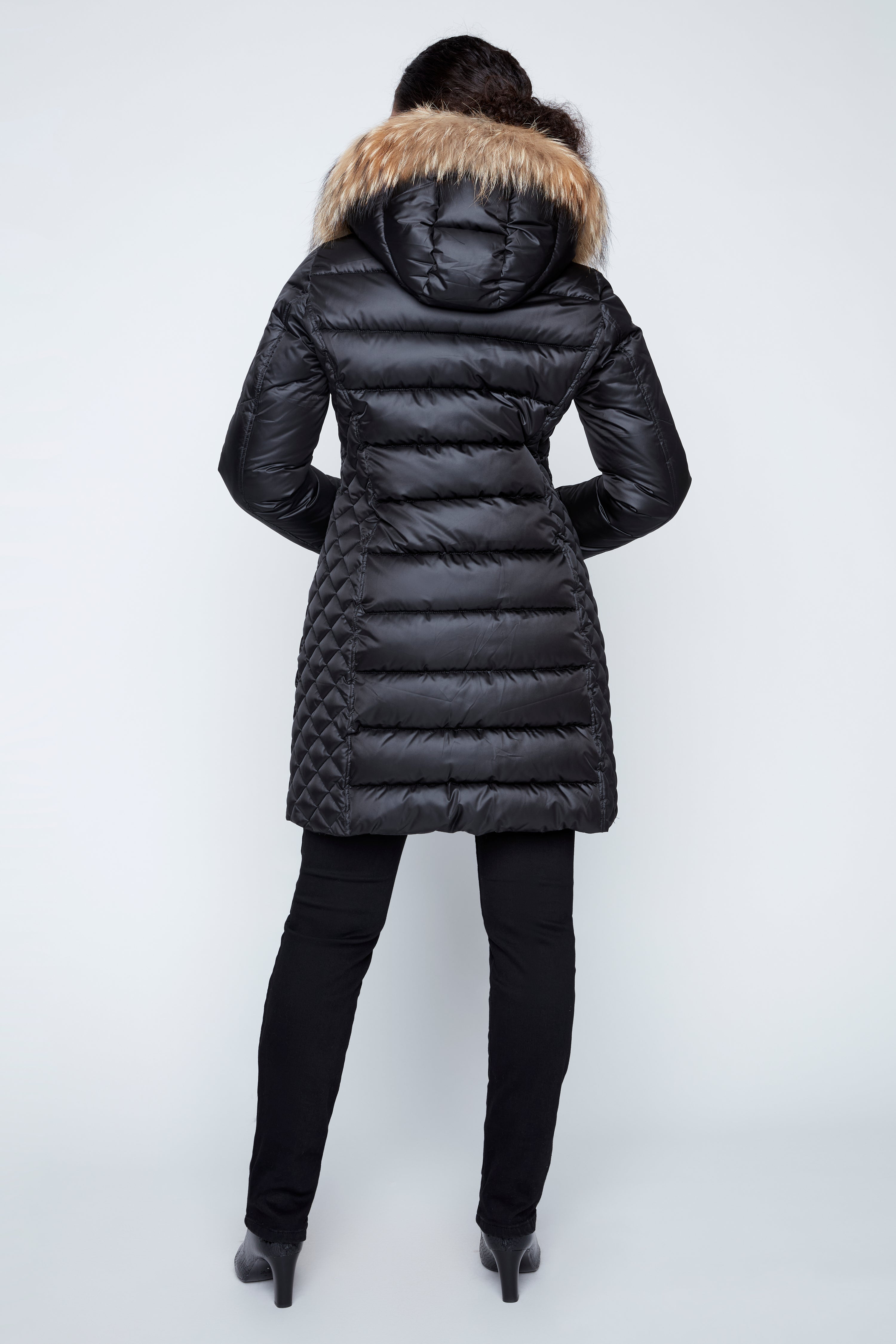 Diamond quilt trim puffer coat