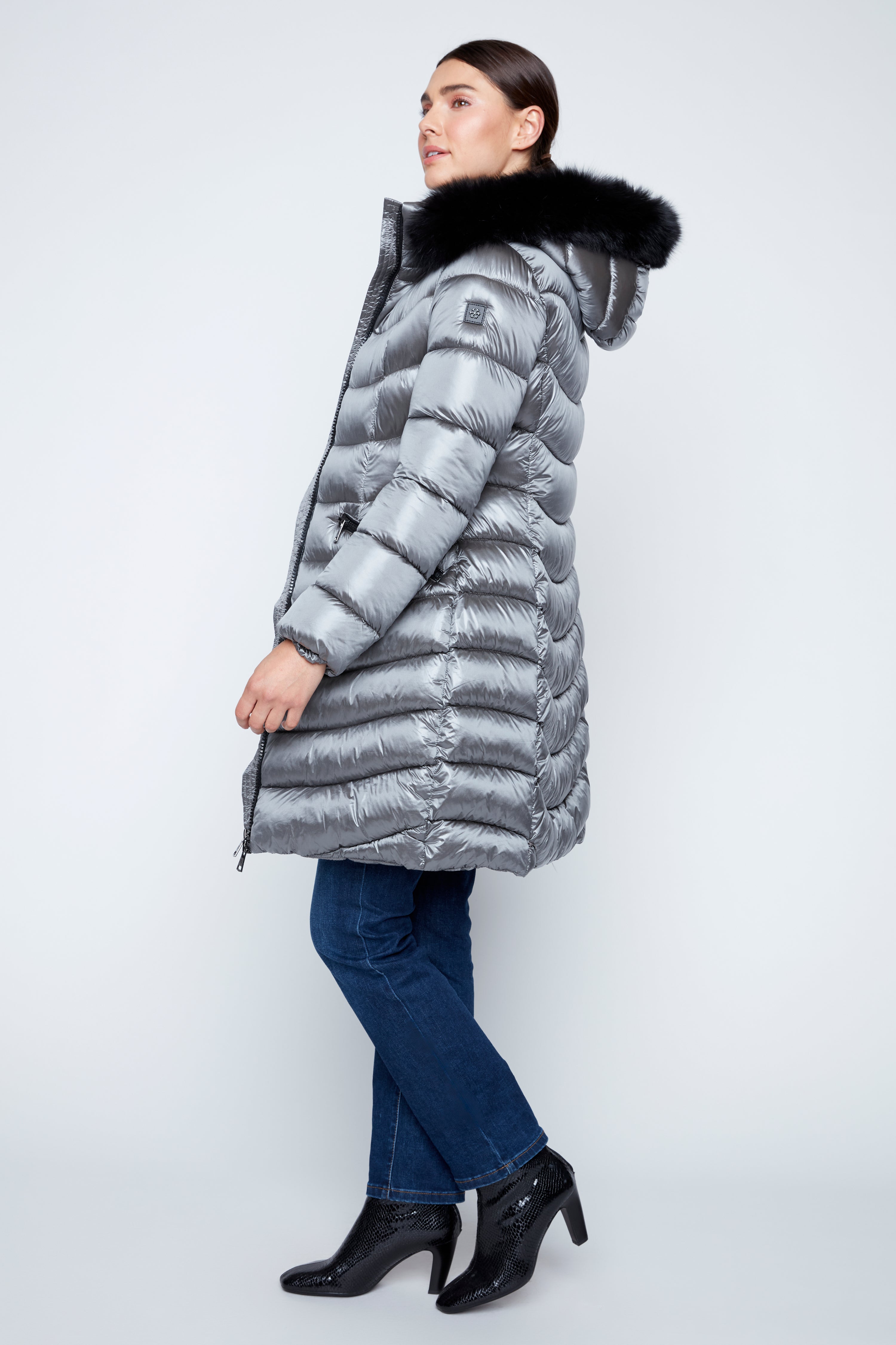 Horizontal quilt puffer coat
