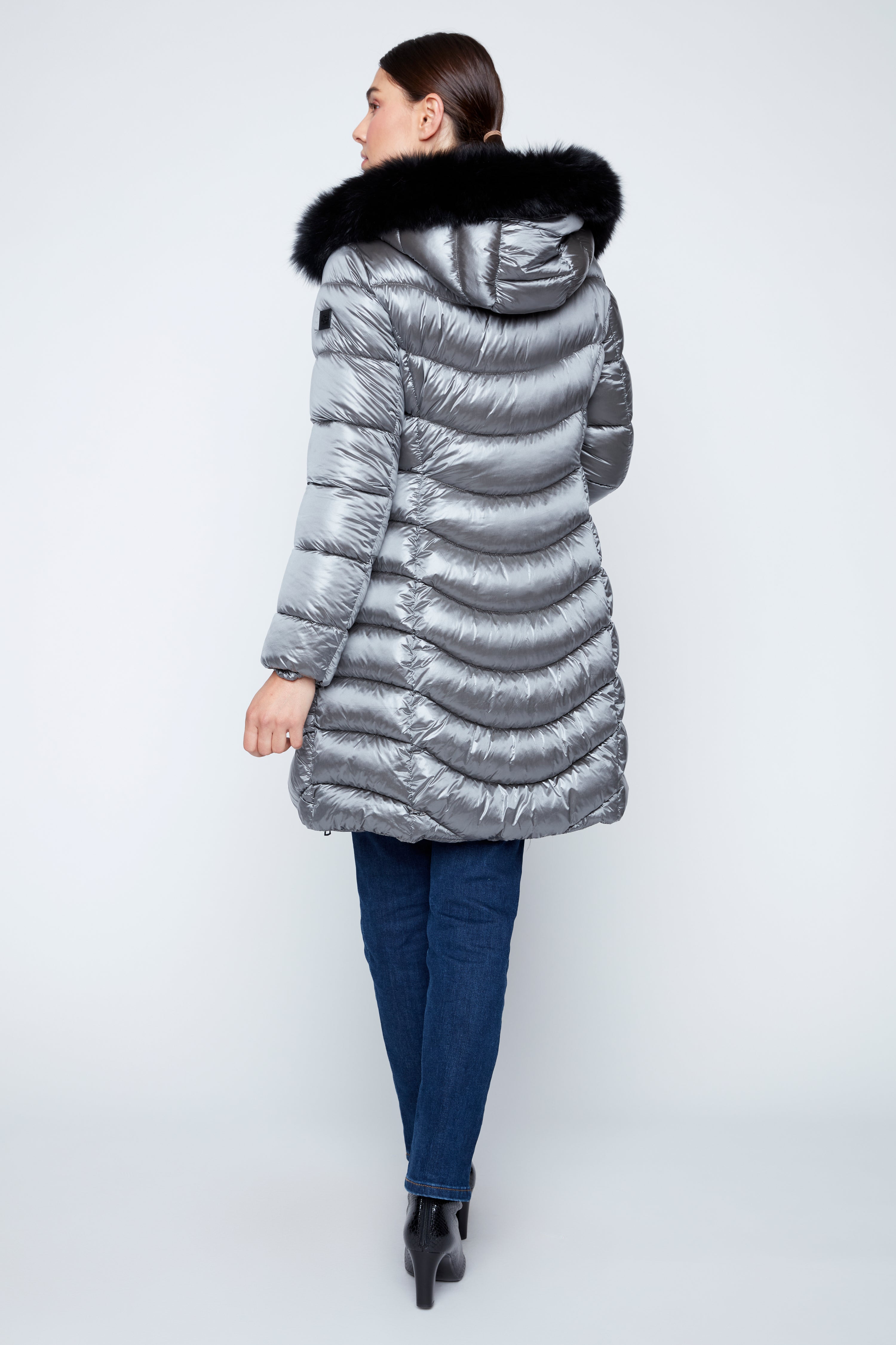 Horizontal quilt puffer coat
