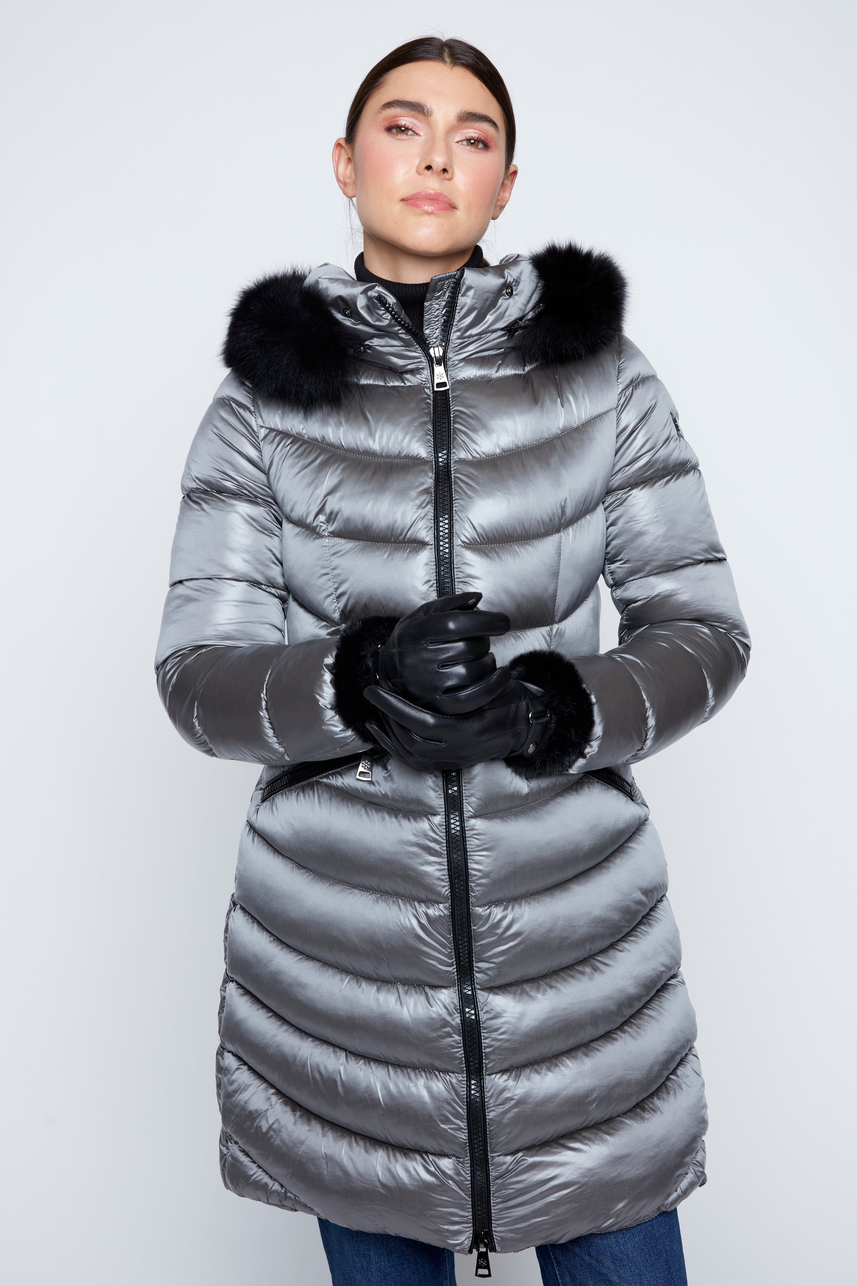 Horizontal quilt puffer coat