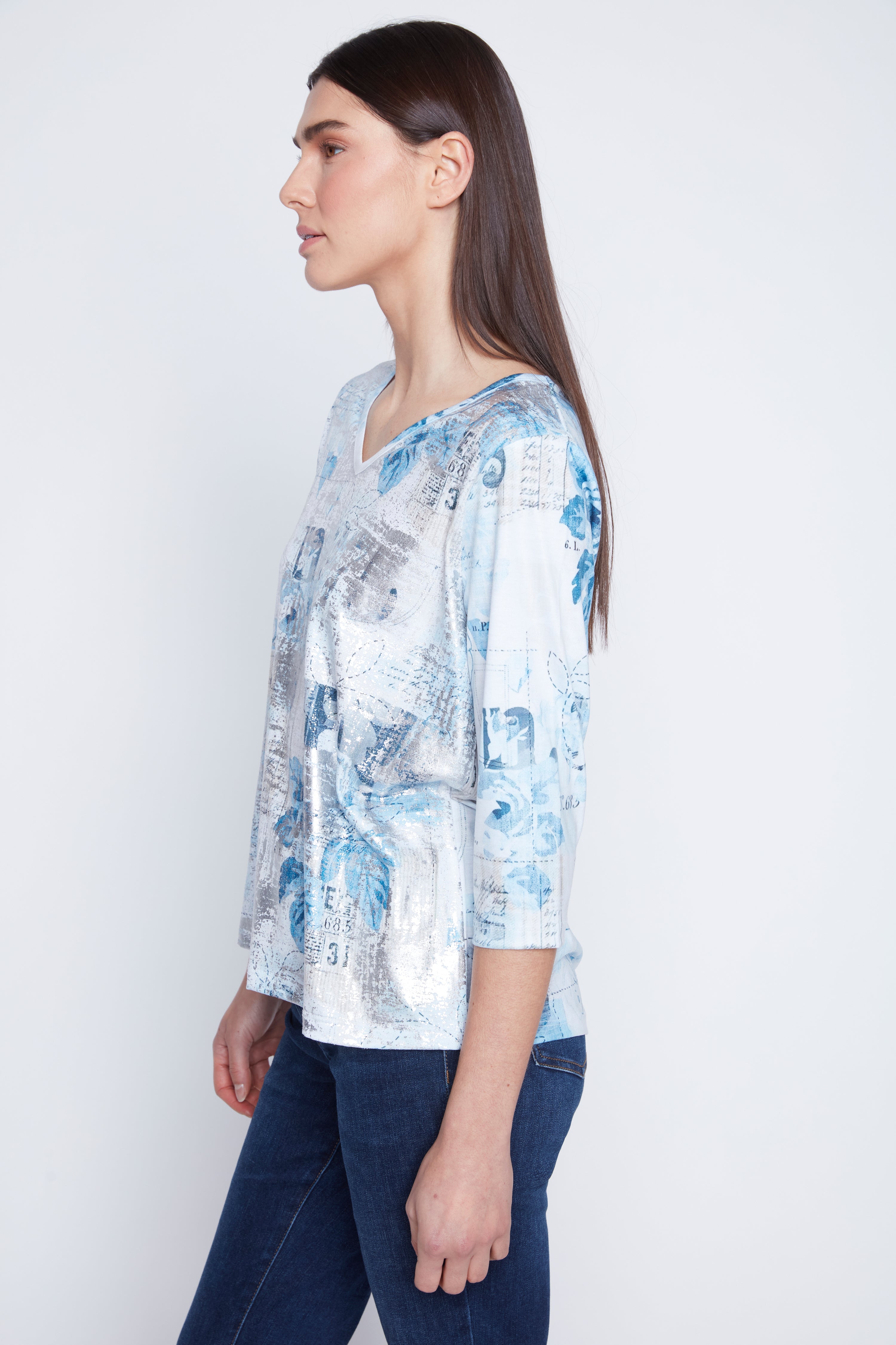 Le haut à imprimé floral métallisé