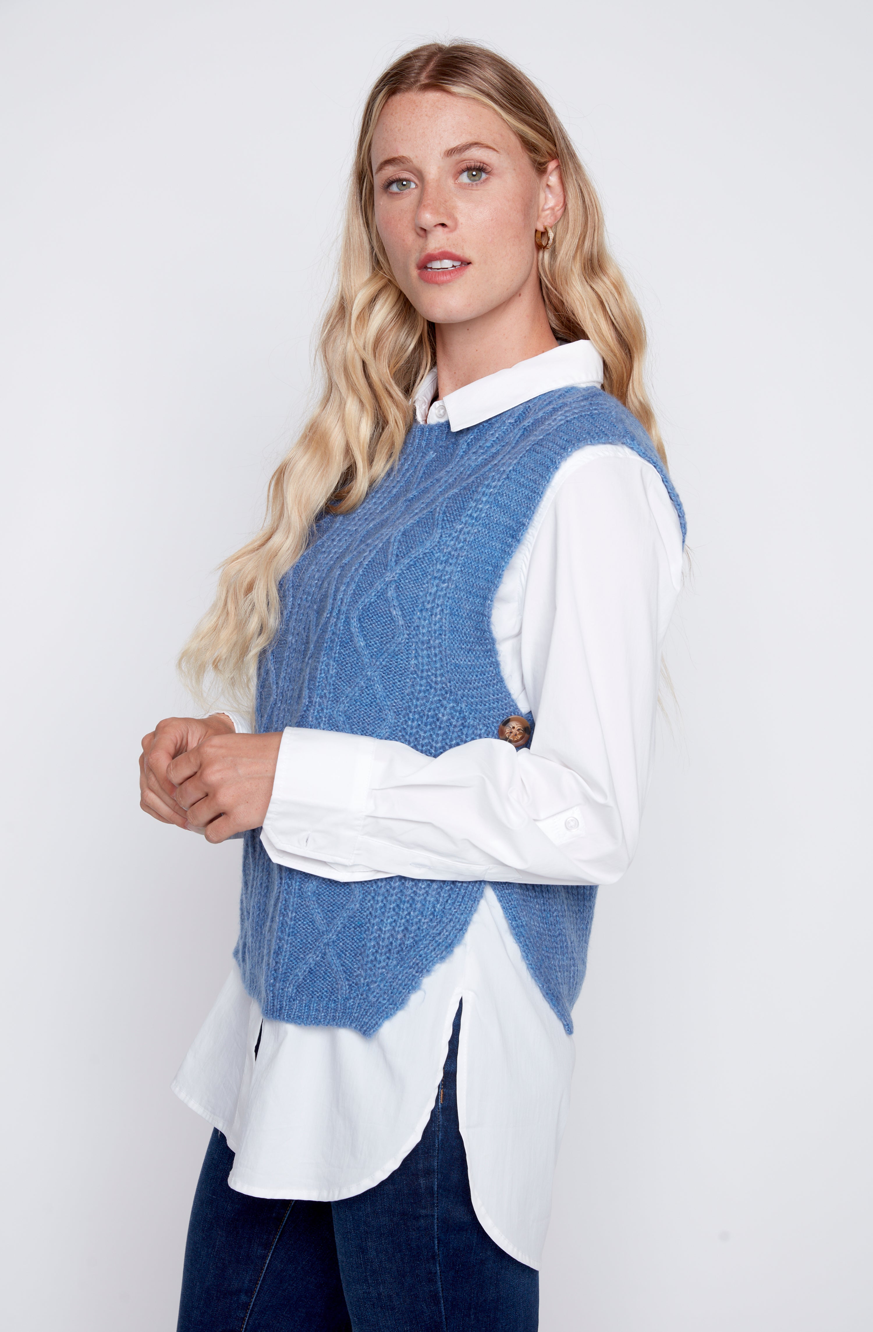 Pull over cable vest