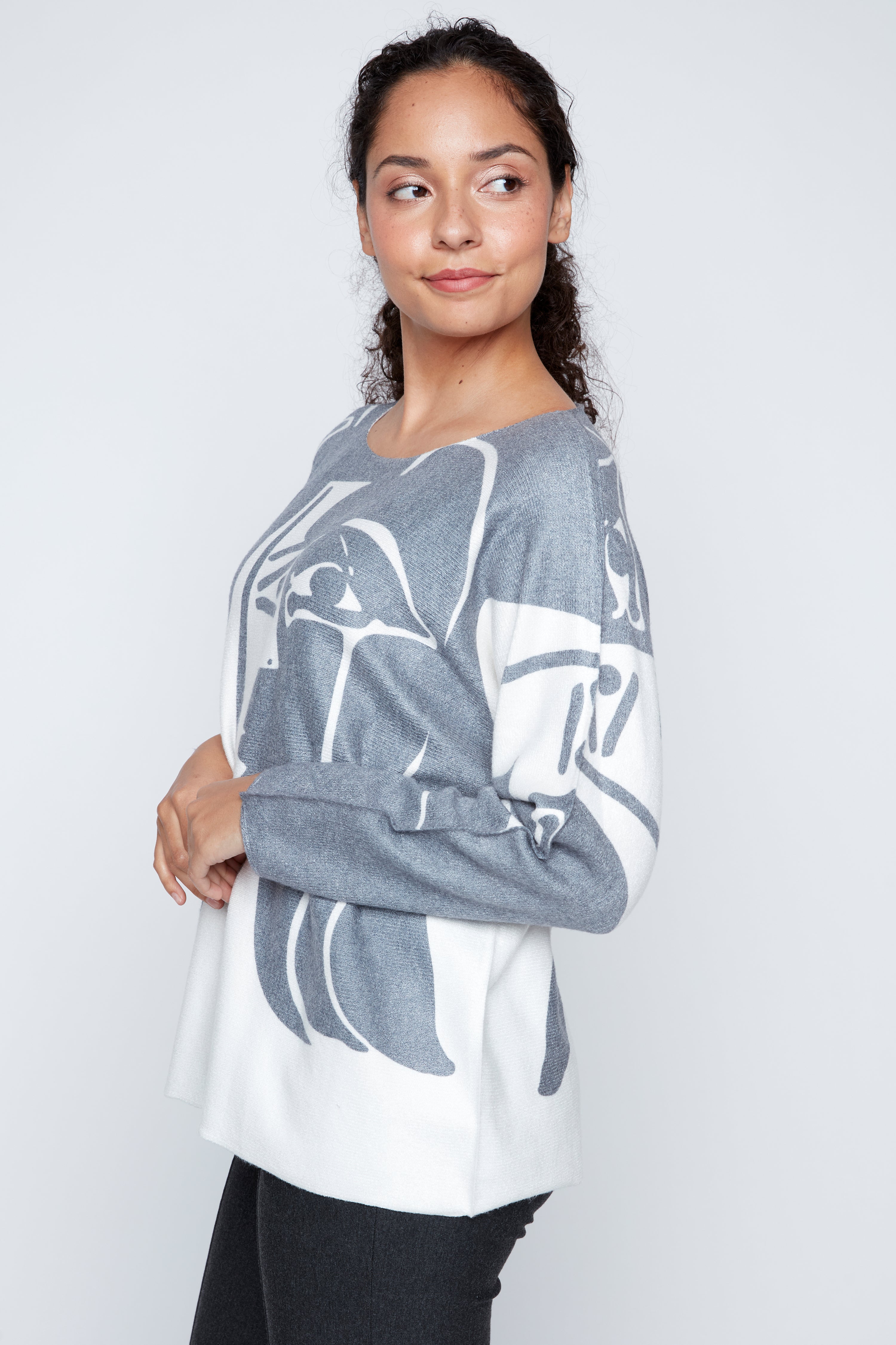 Picasso face sweater