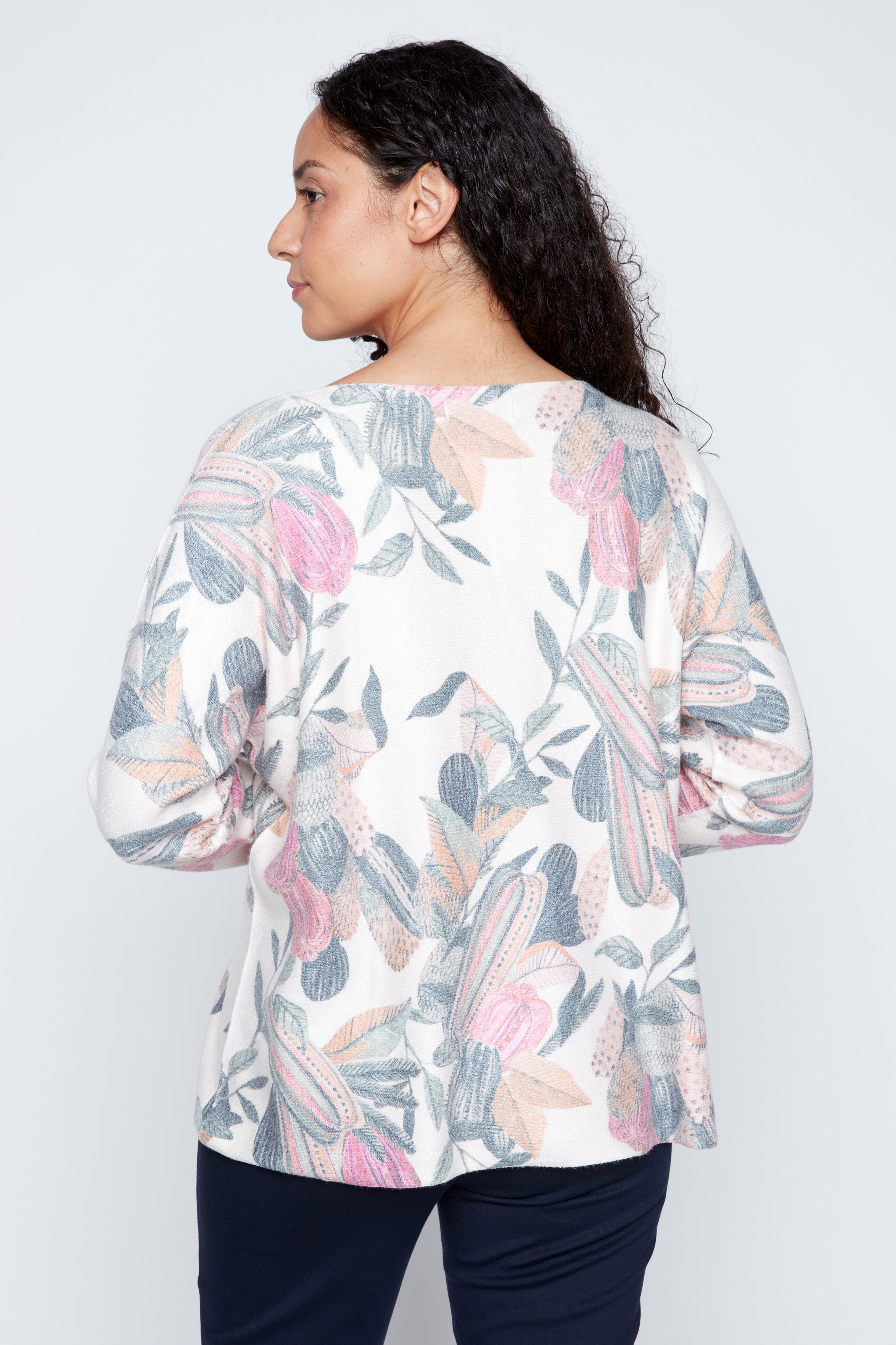 Leaf print sweater