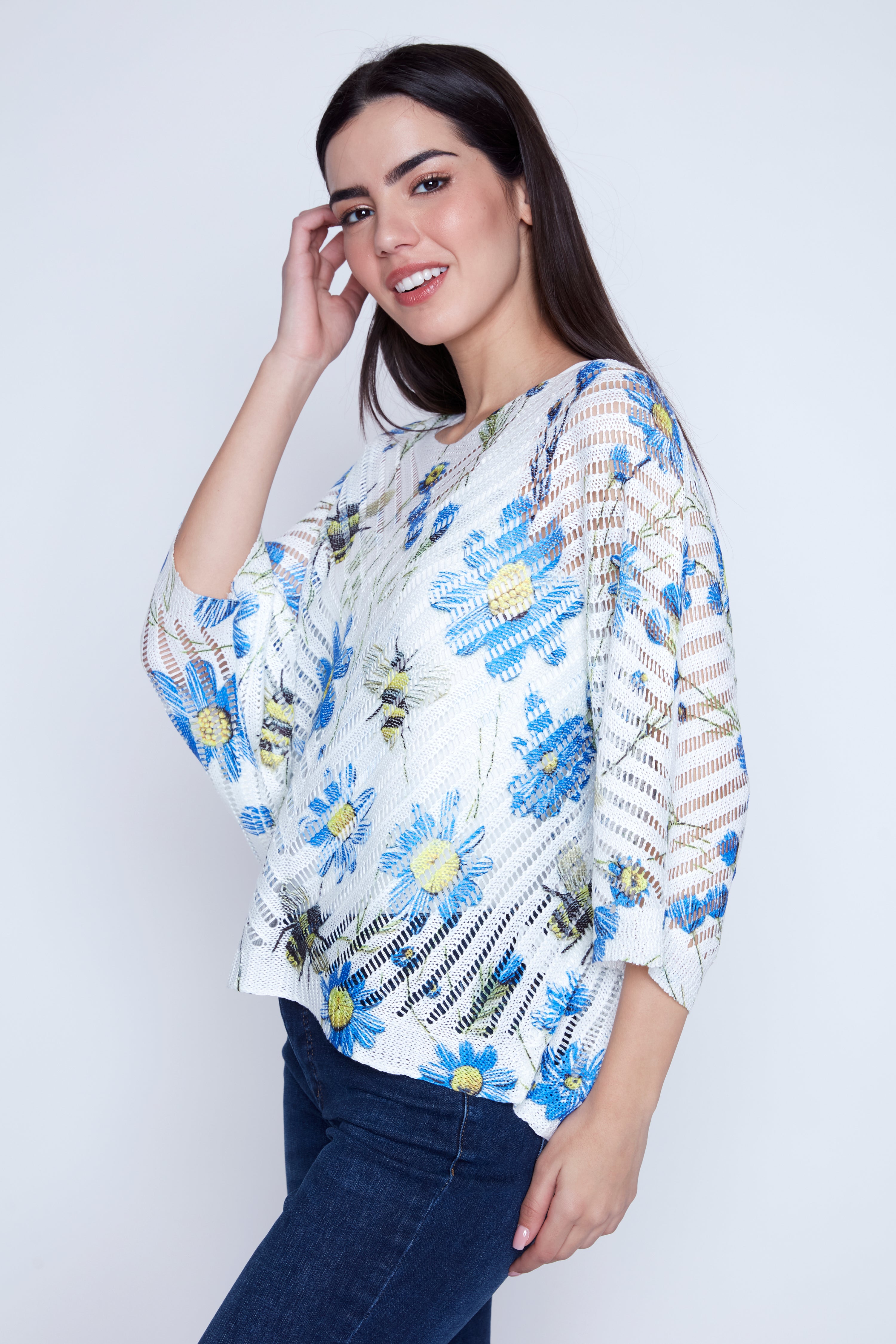 Floral bees print crochet top