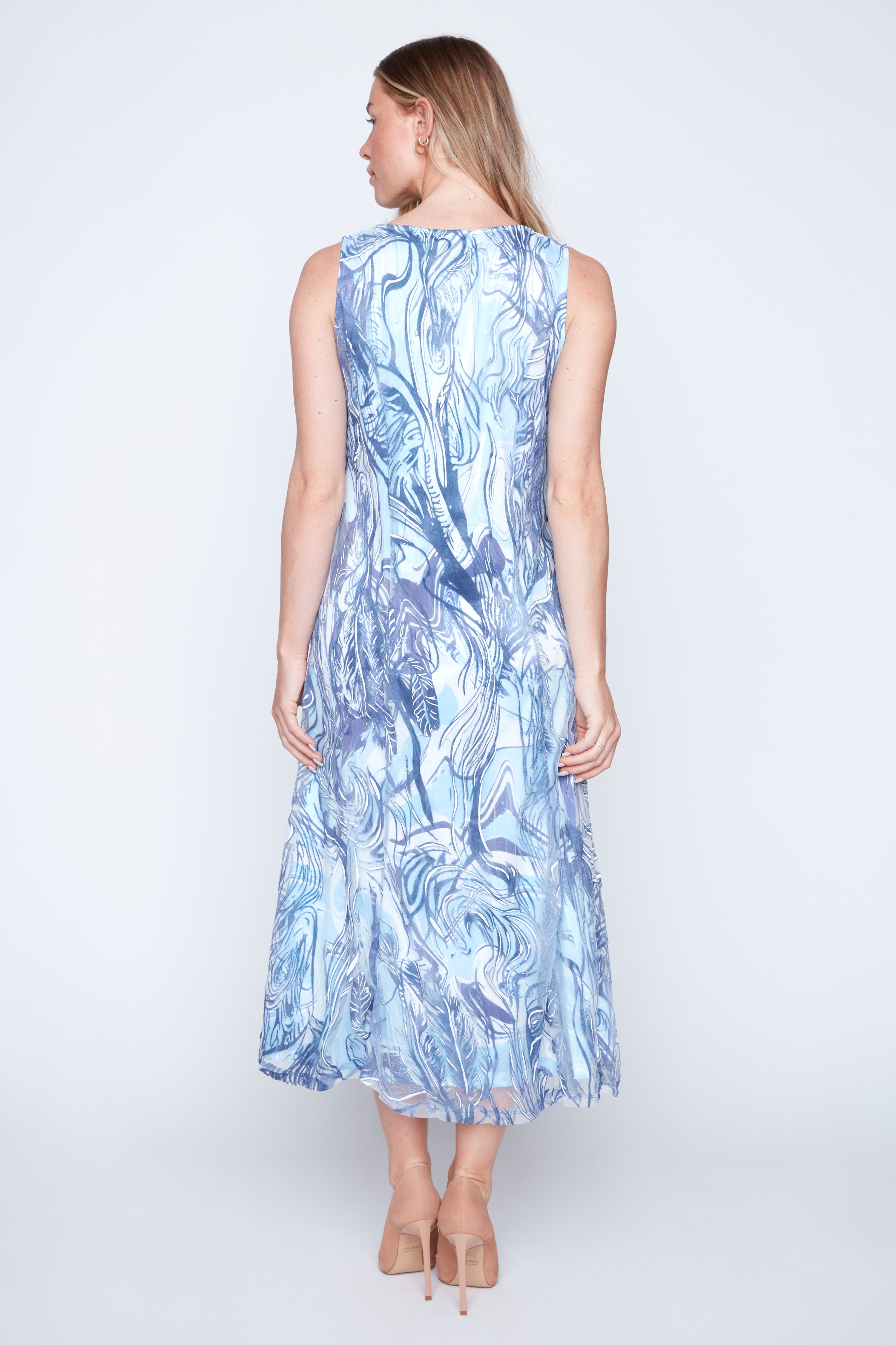 La robe plissée imprimée