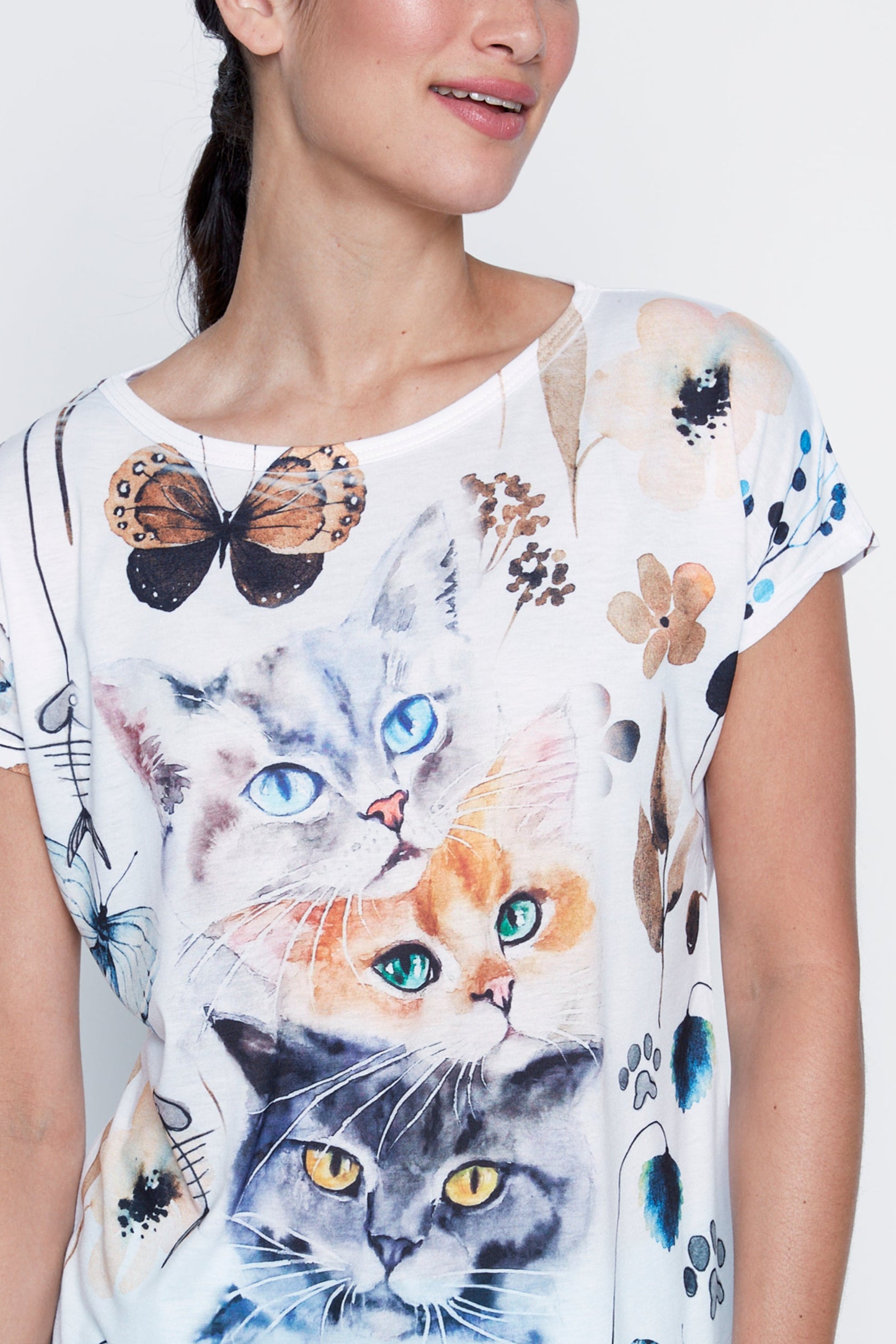 Le t-shirt avec motif trois chats