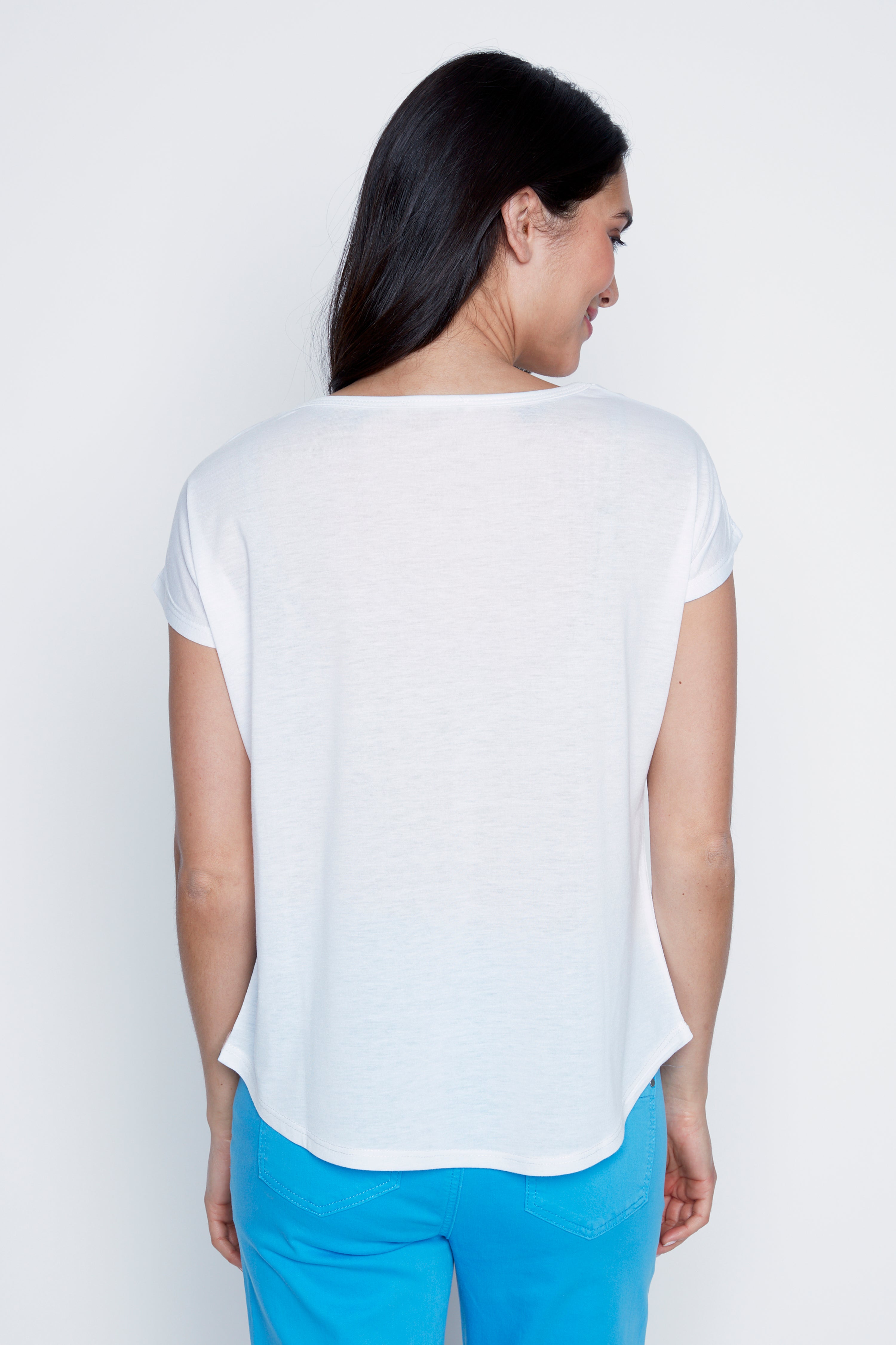 Le t-shirt doux à imprimé floral