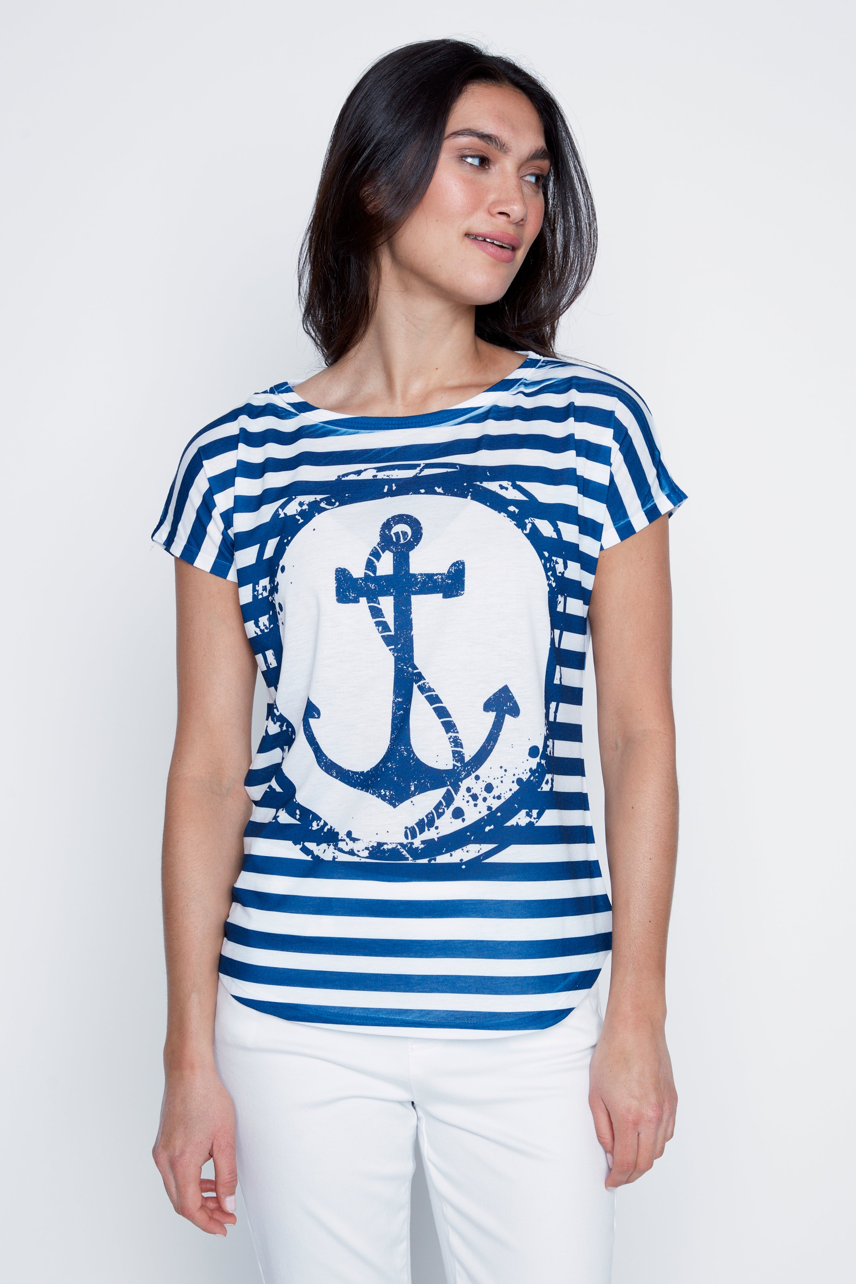 Le t-shirt à rayures et imprimé ancre