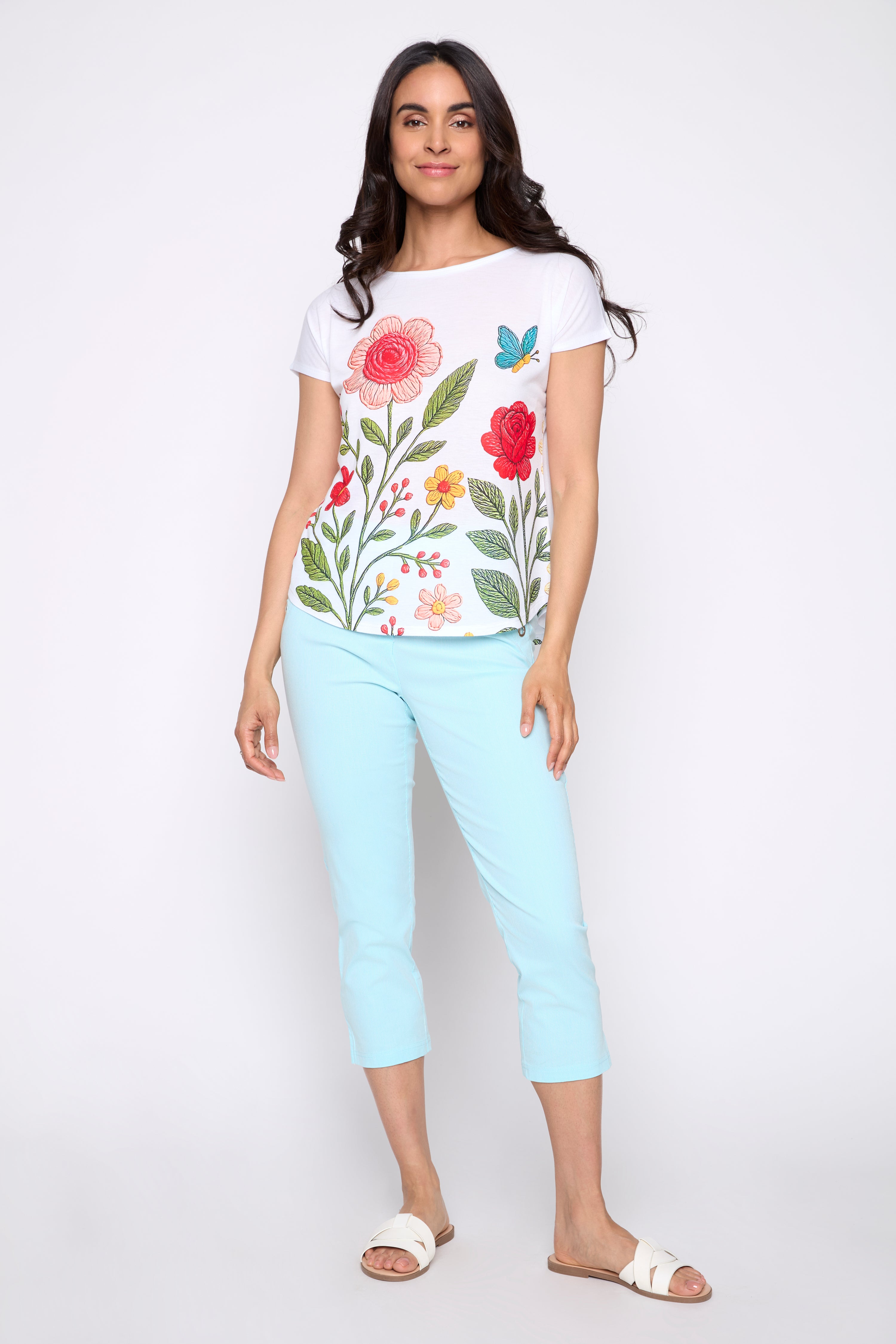 Embroidery flower print t-shirt