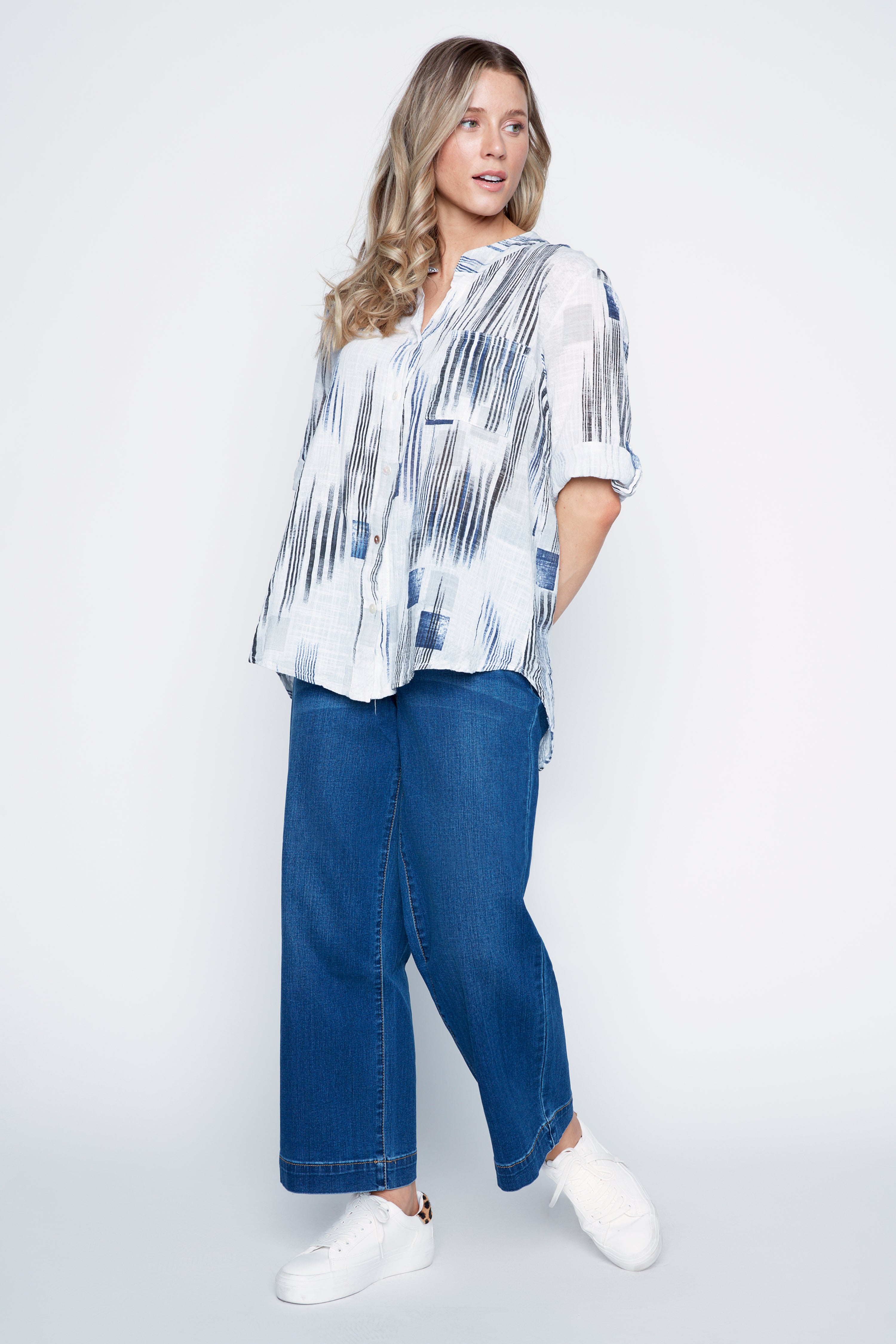 Abstract lines print cotton gauze blouse