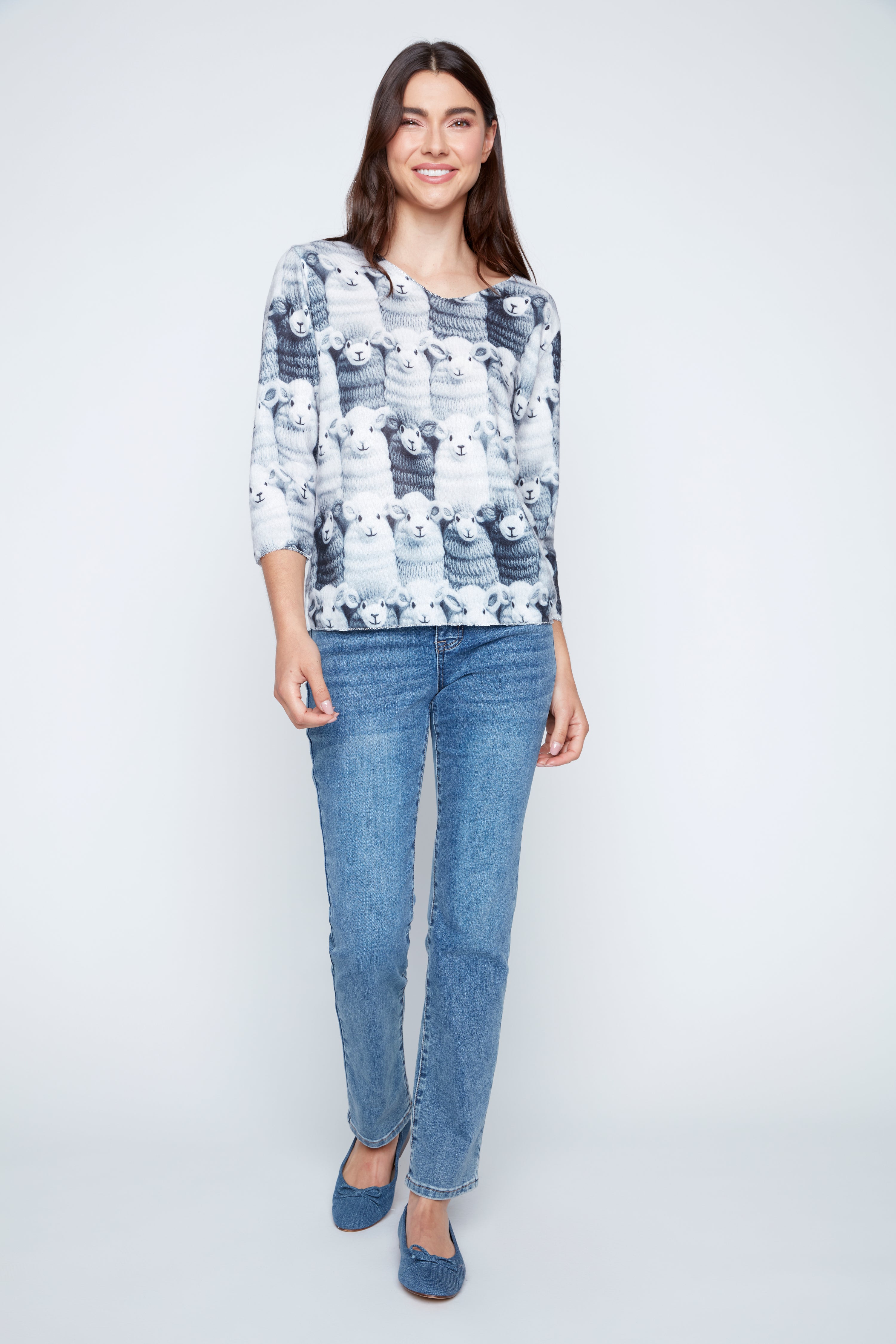 Monochrome sheep knit print sweater