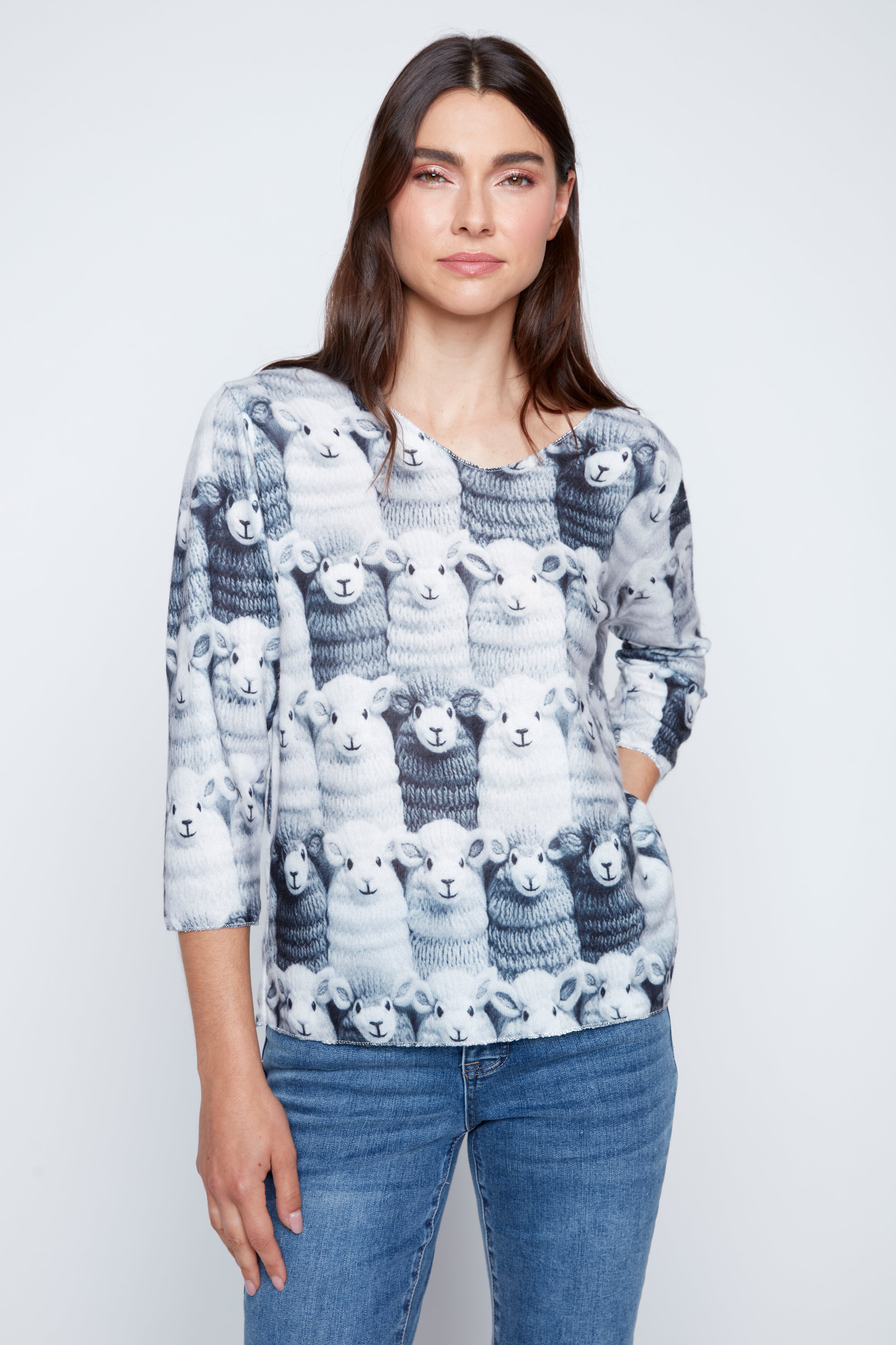 Monochrome sheep knit print sweater