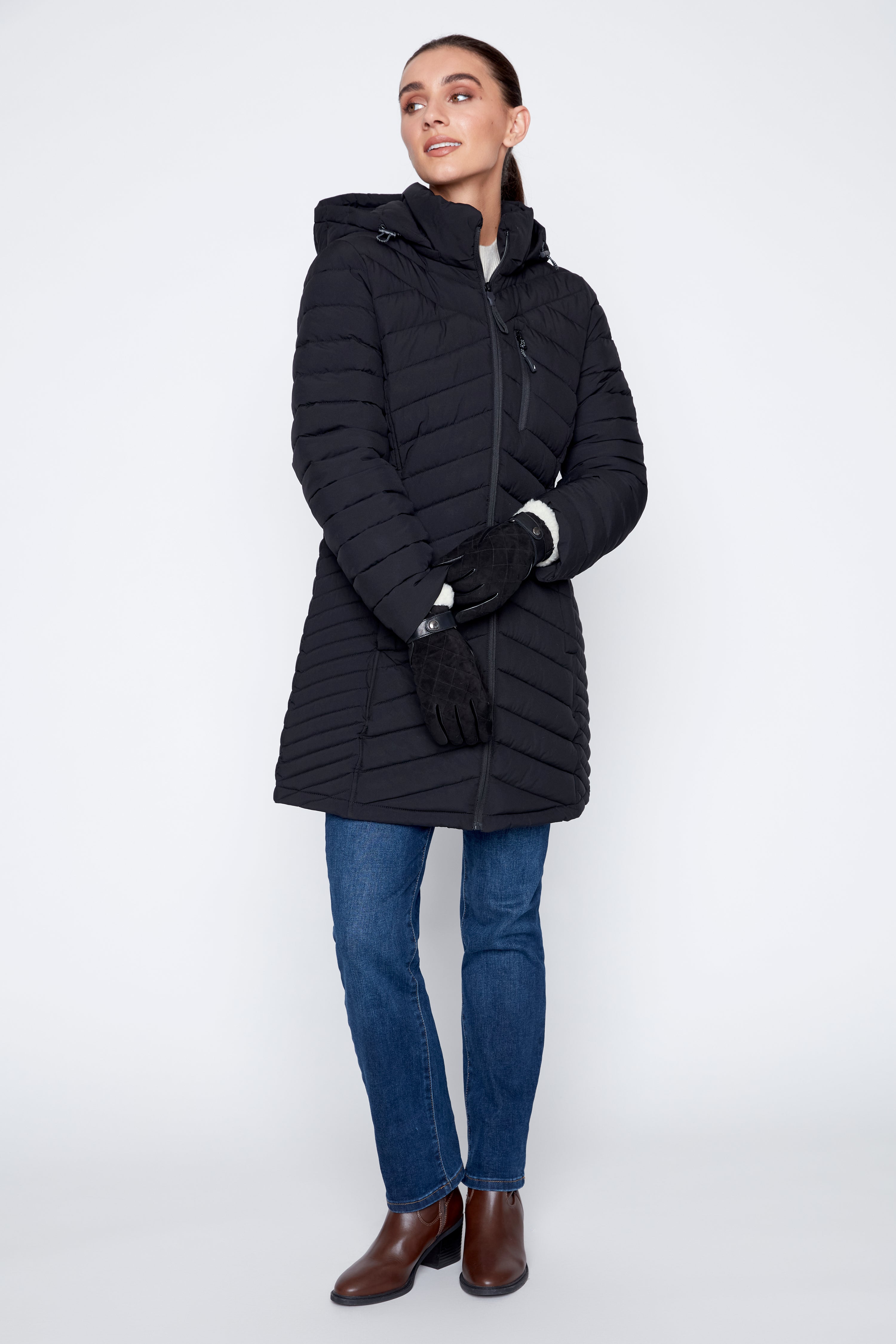 Detachable hood puffer jacket