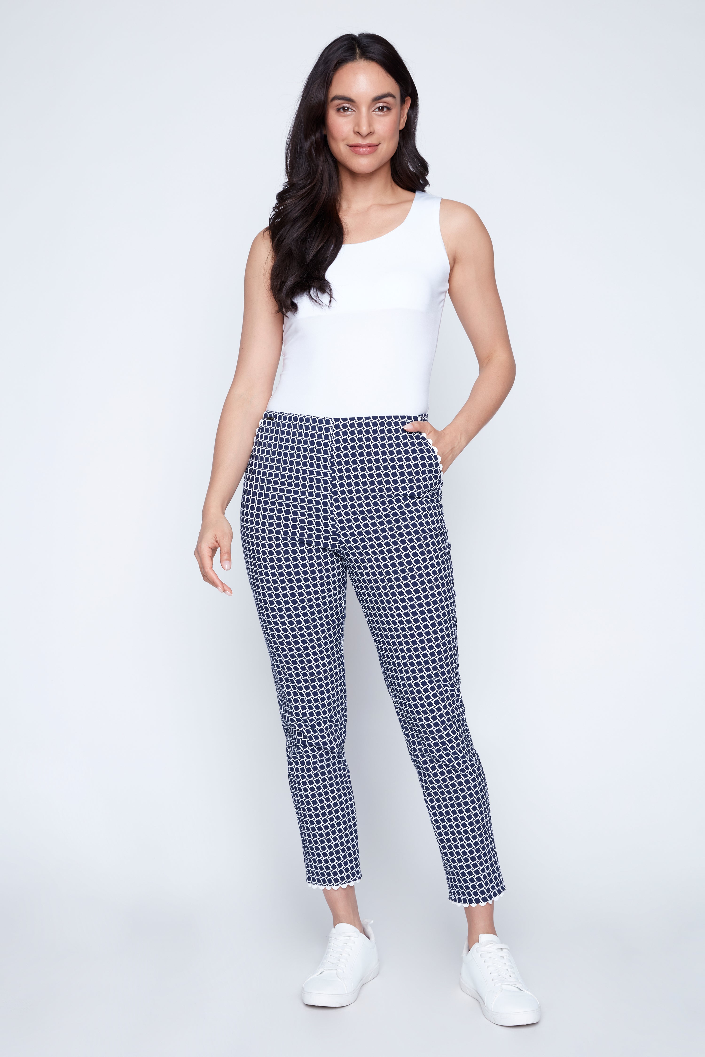 Tape trim slim leg pant