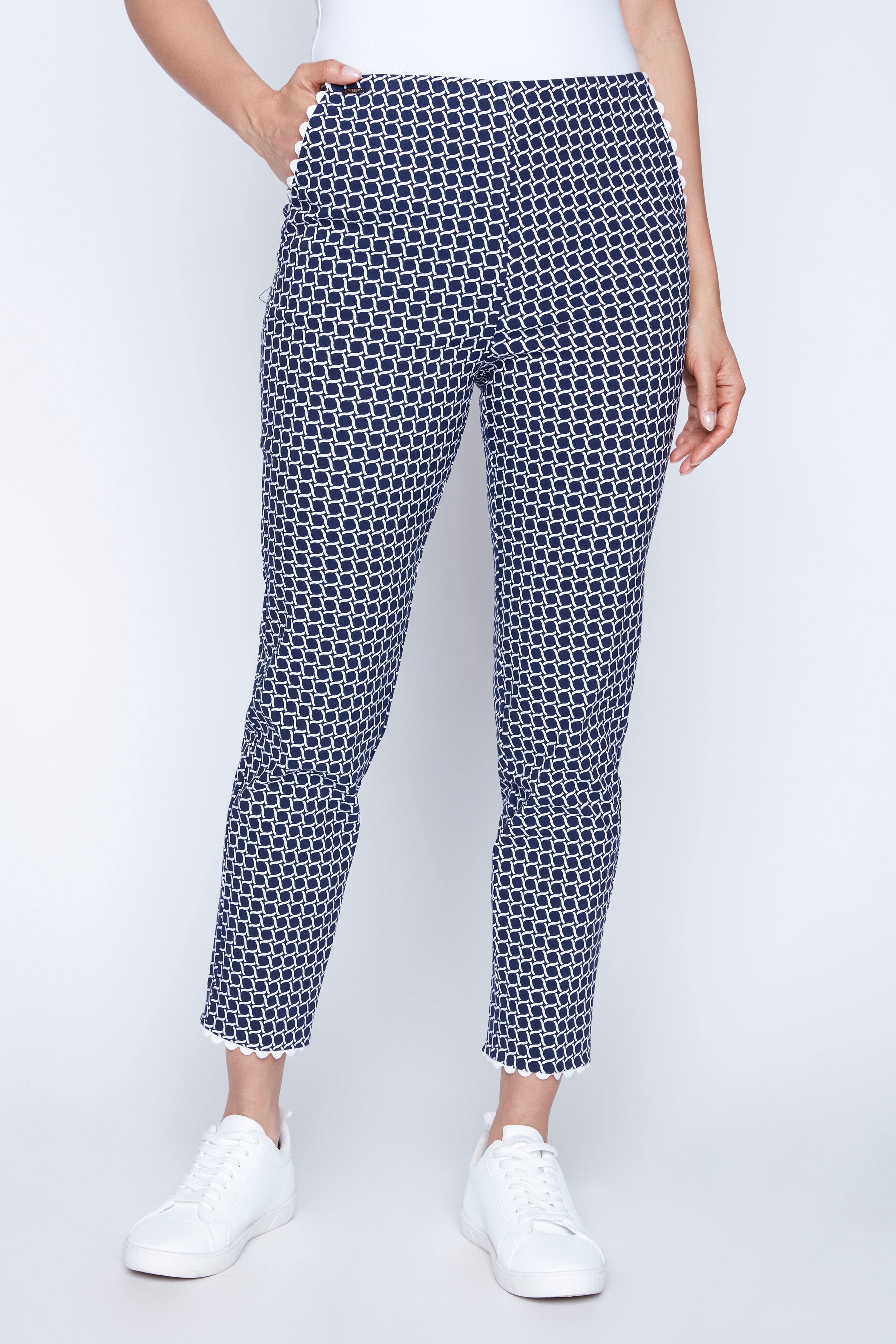 Tape trim slim leg pant