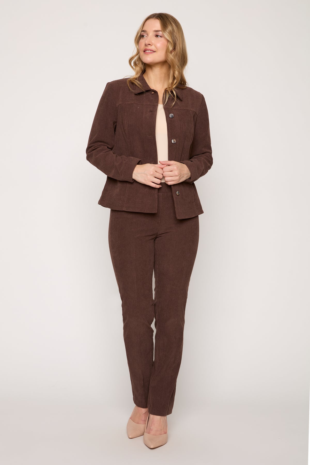 #Color_BROWN
