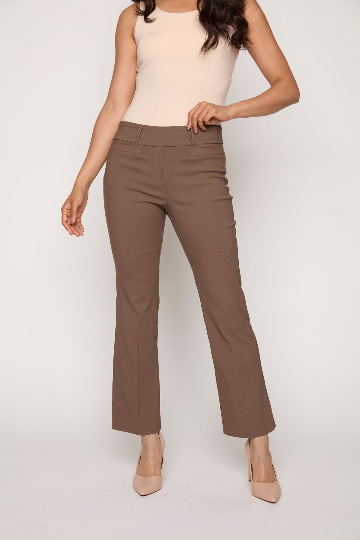 #Color_BROWN