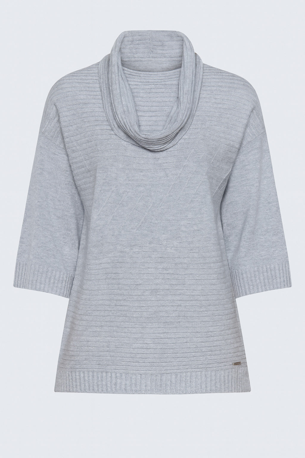 Le pull rayé avec écharpe amovible