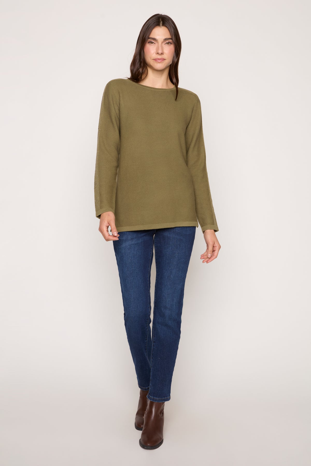 #Color_KHAKI