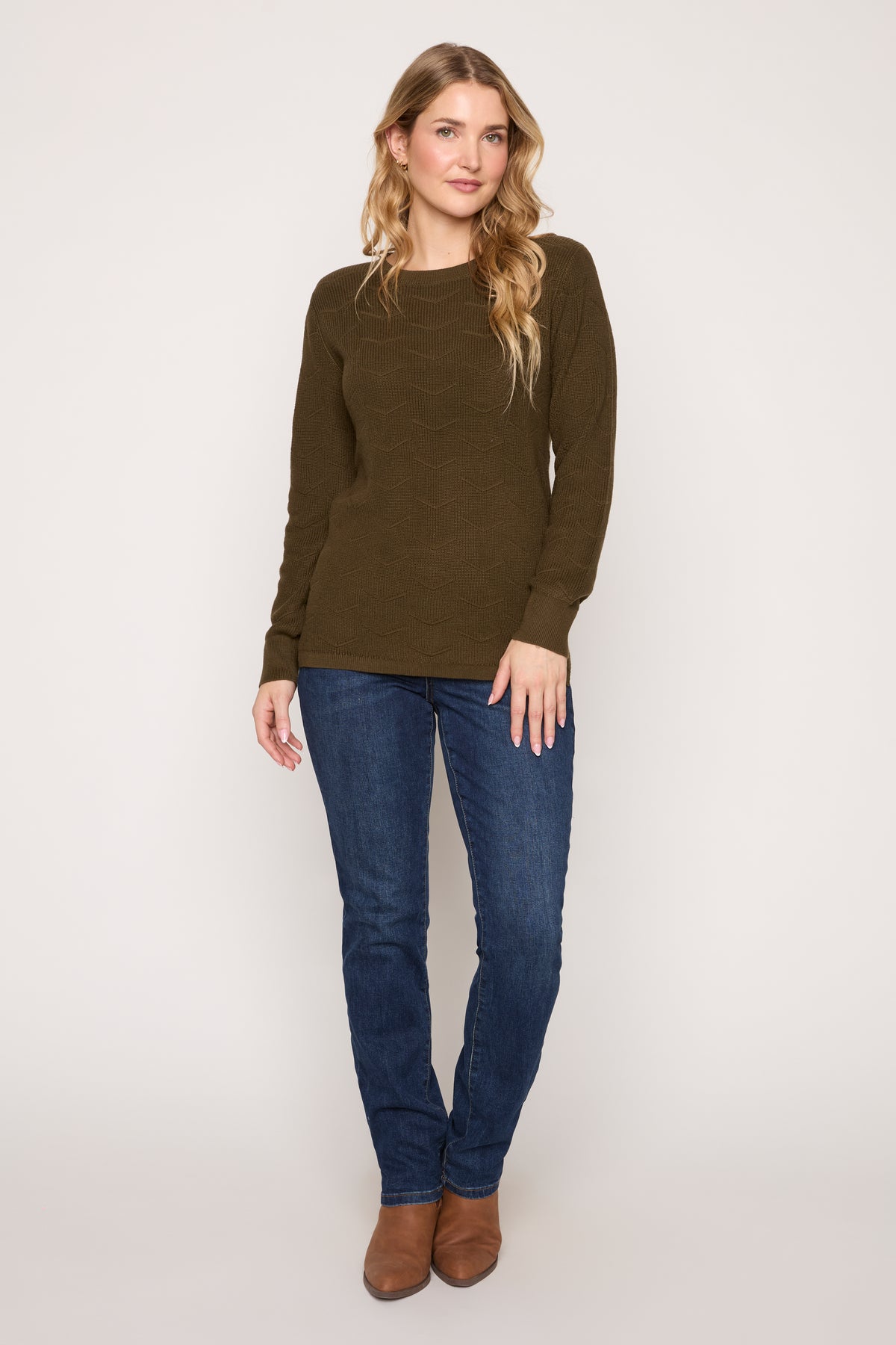 #Color_KHAKI