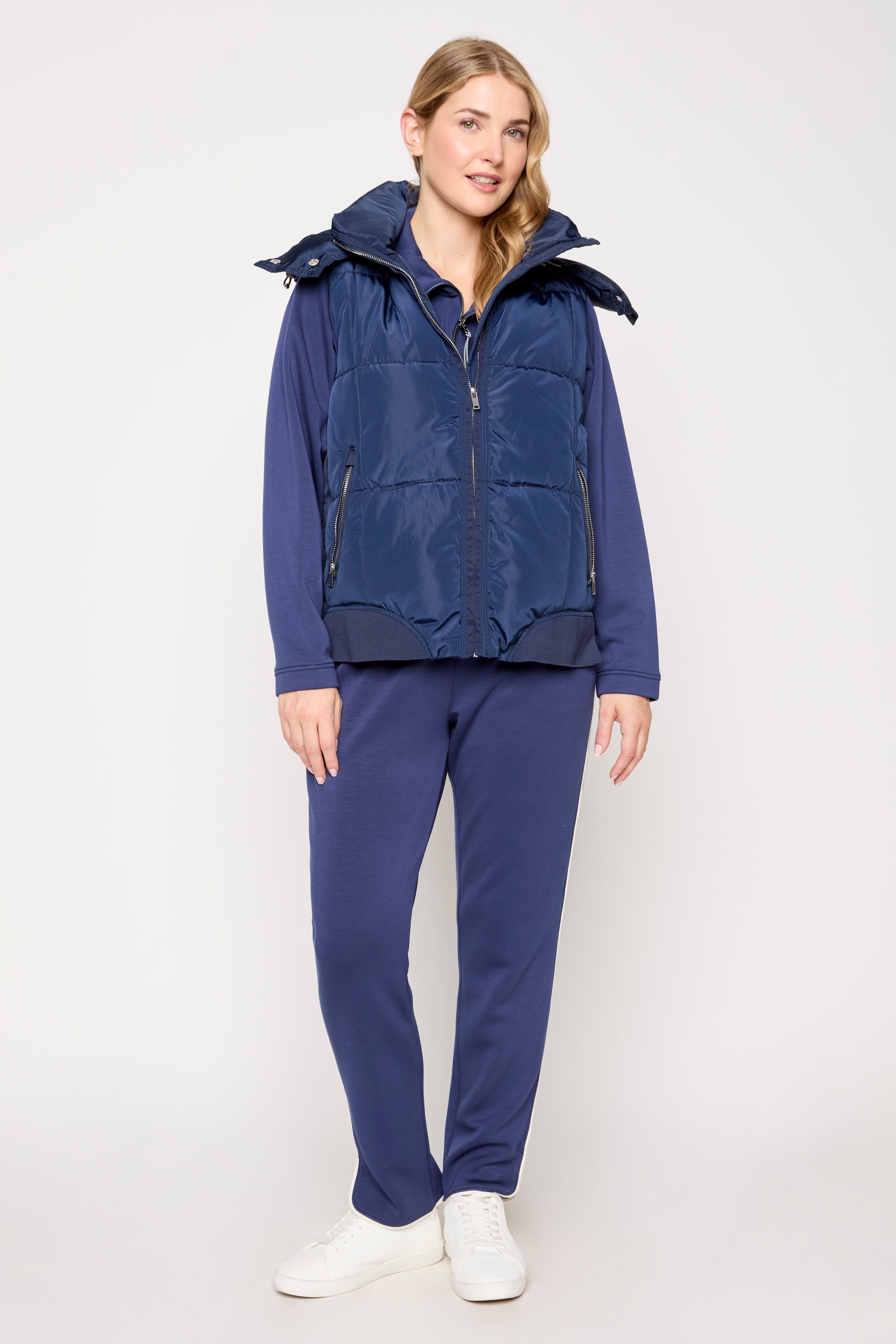 #Color_NAVY