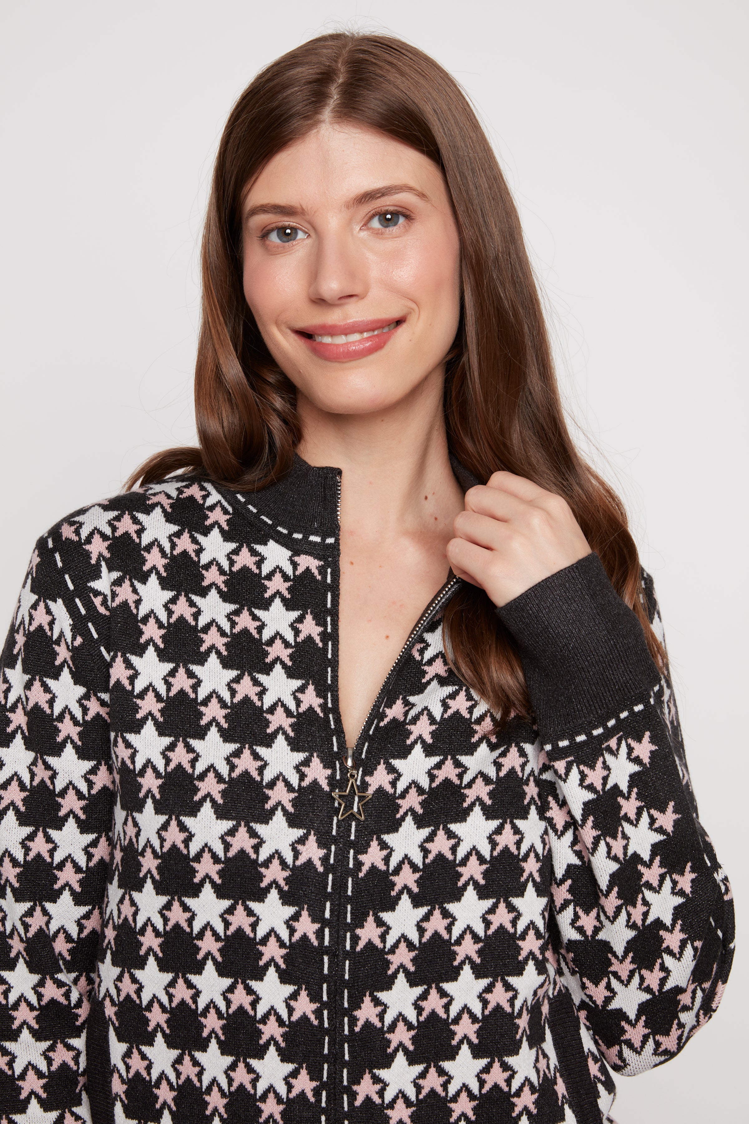 Le cardigan à motif étoiles