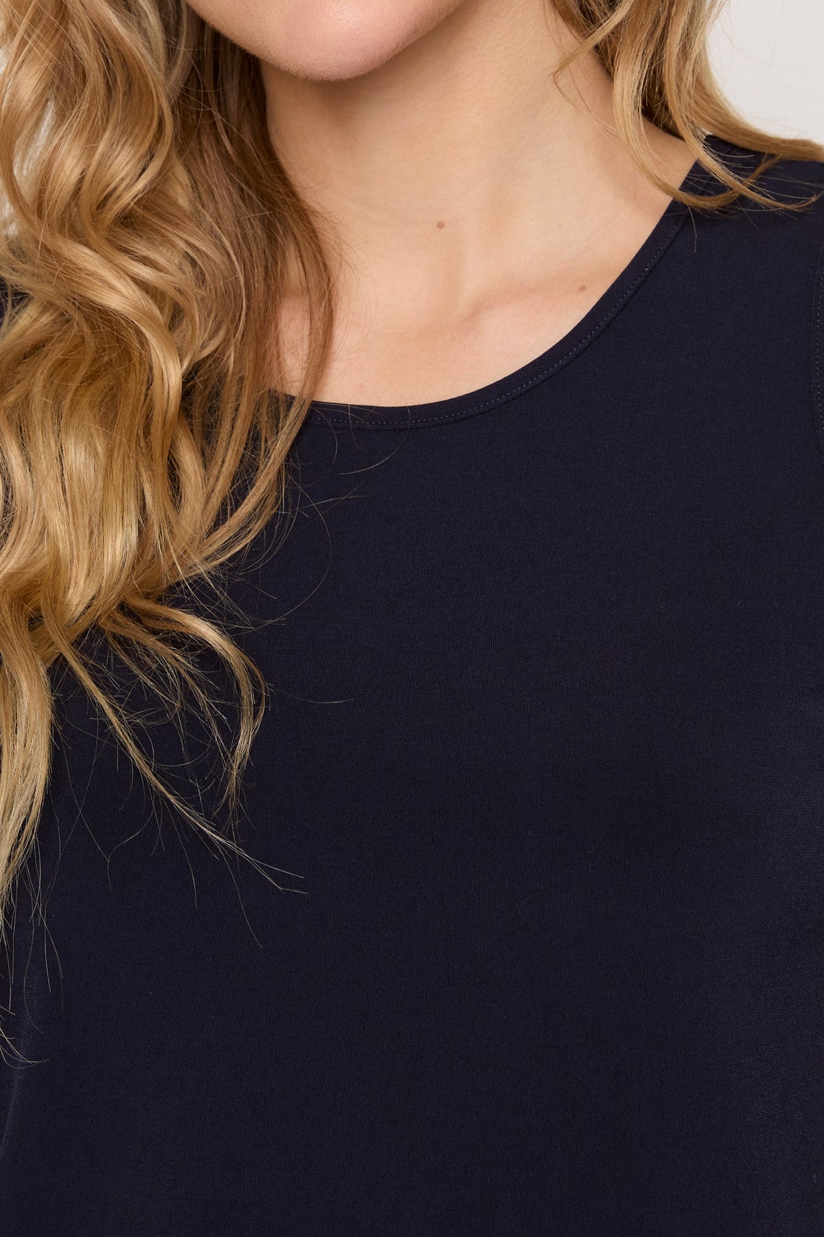 #Color_MARINE/NAVY