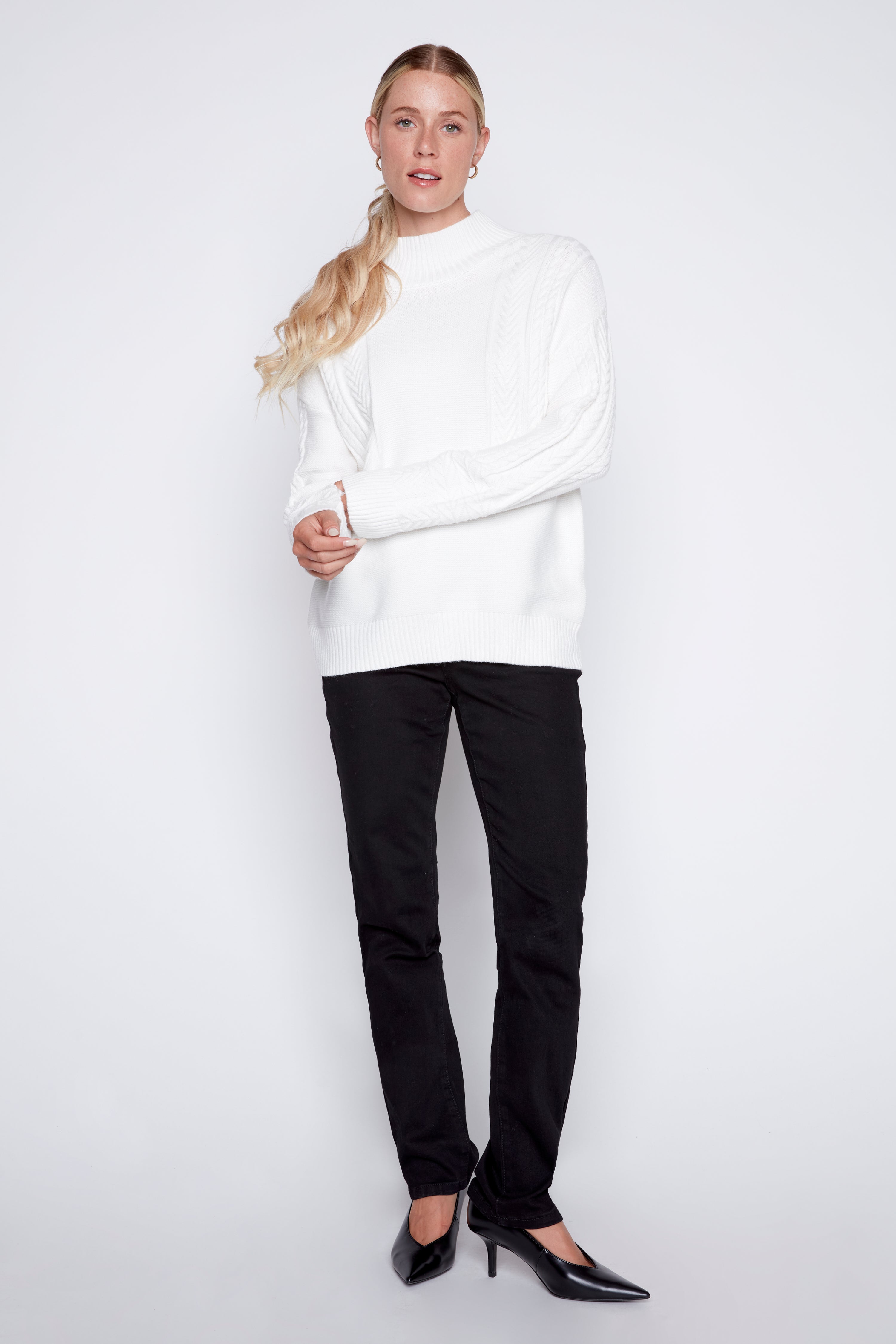 Solid cable design sweater