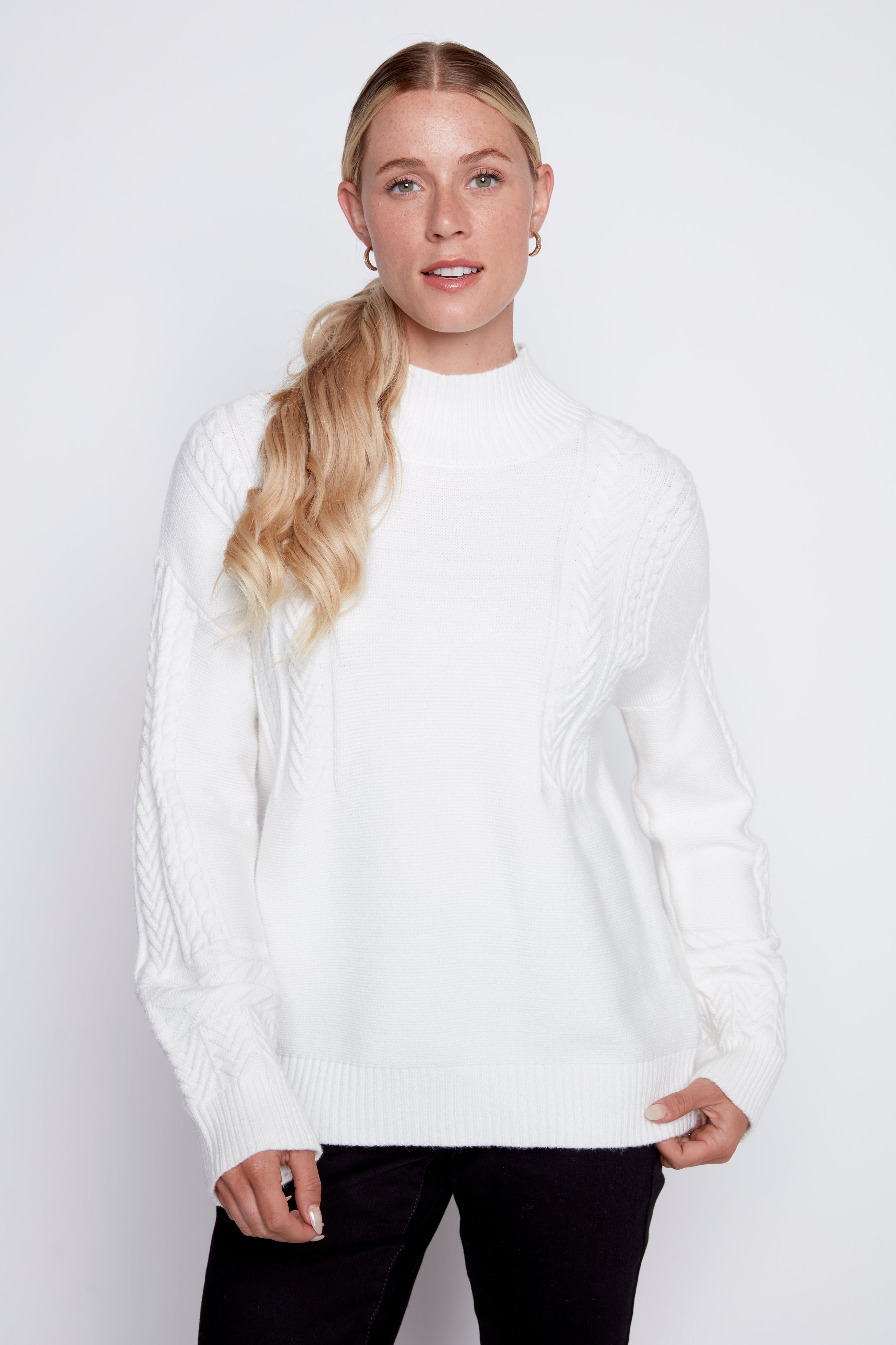 Solid cable design sweater