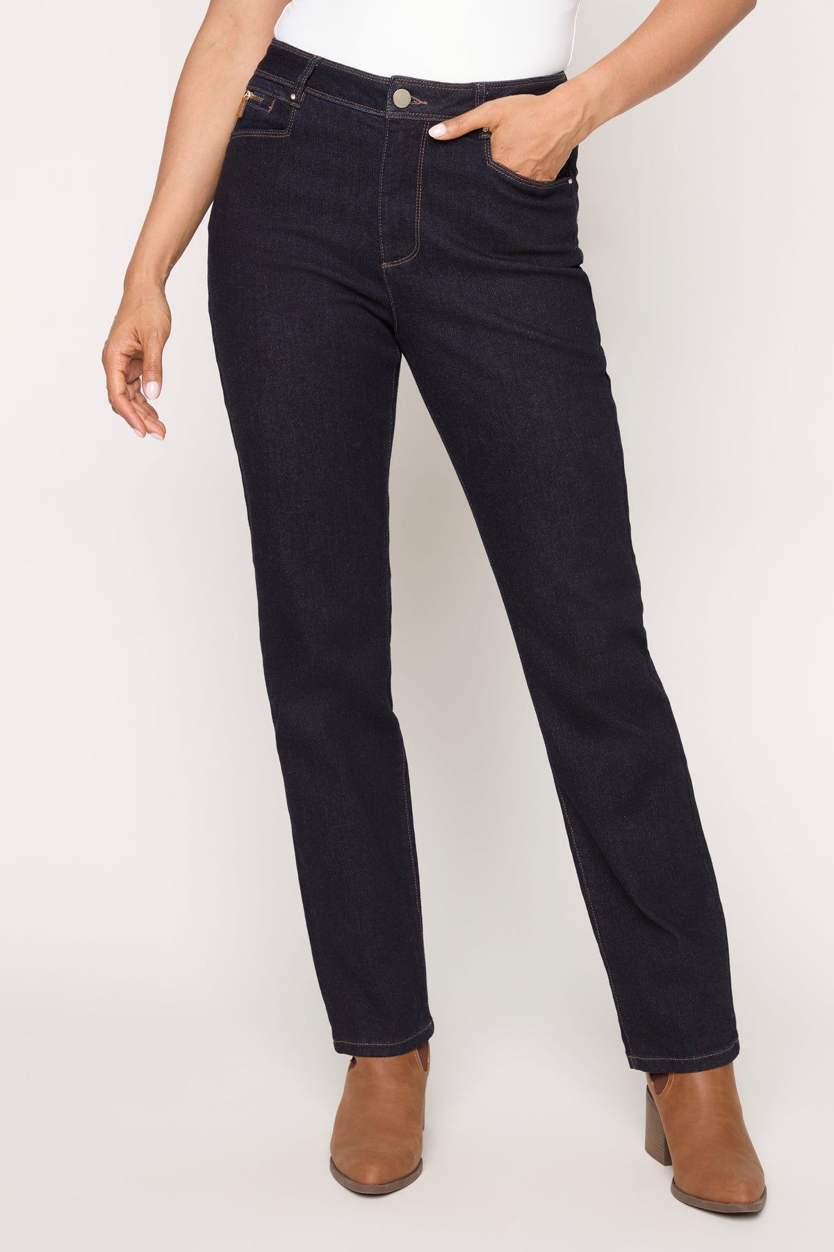 Straight Leg Jean in indigo