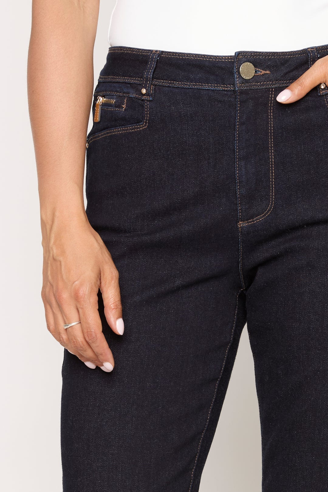 Straight Leg Jean in indigo