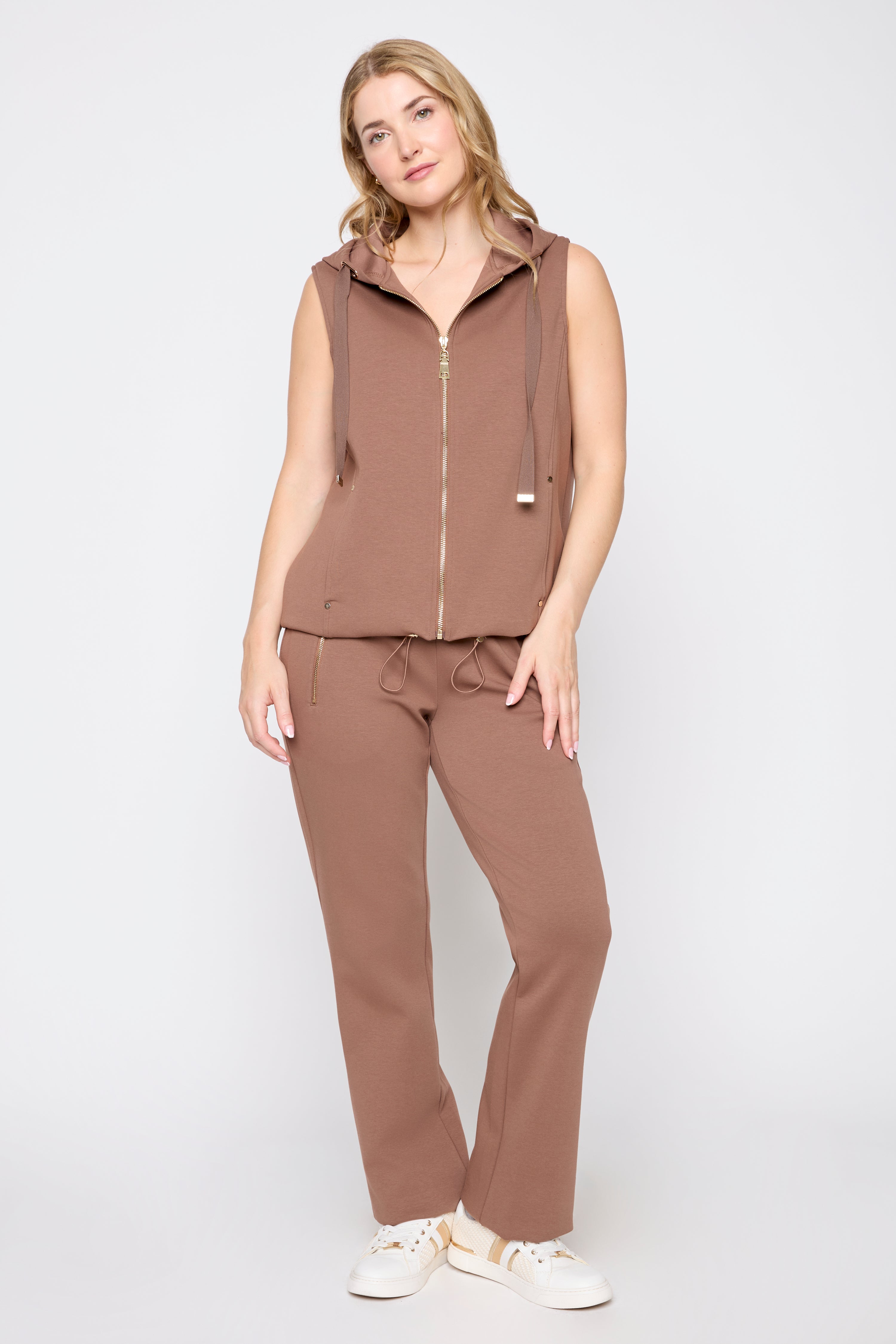 Le pantalon droit en scuba
