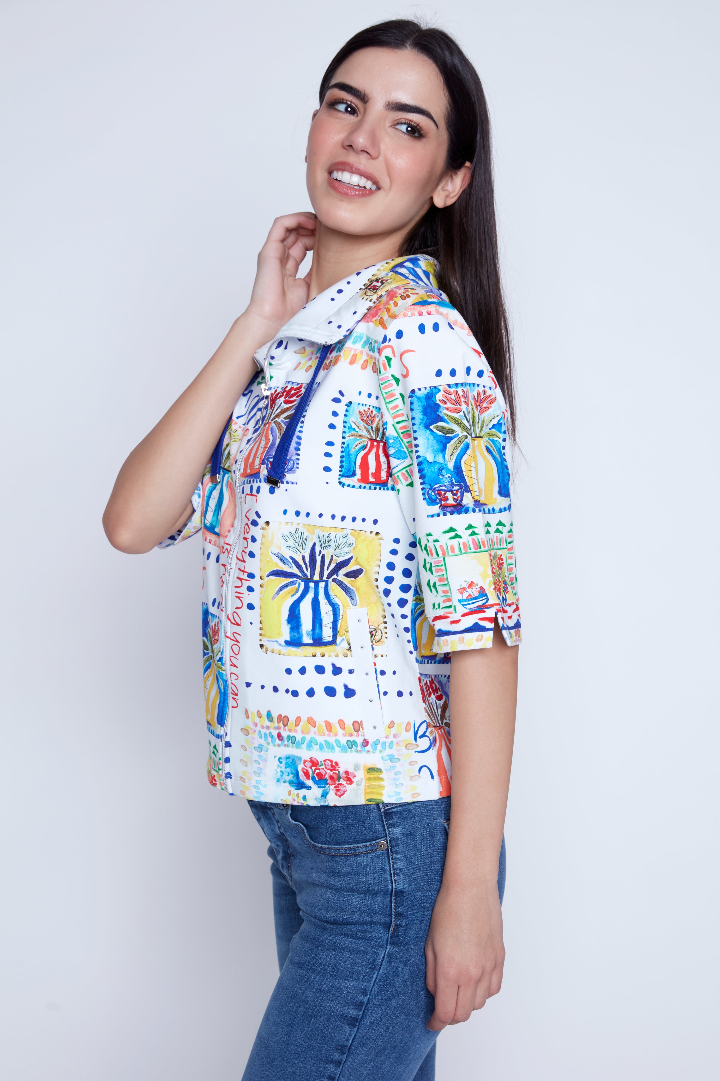 La veste courte à imprimé floral