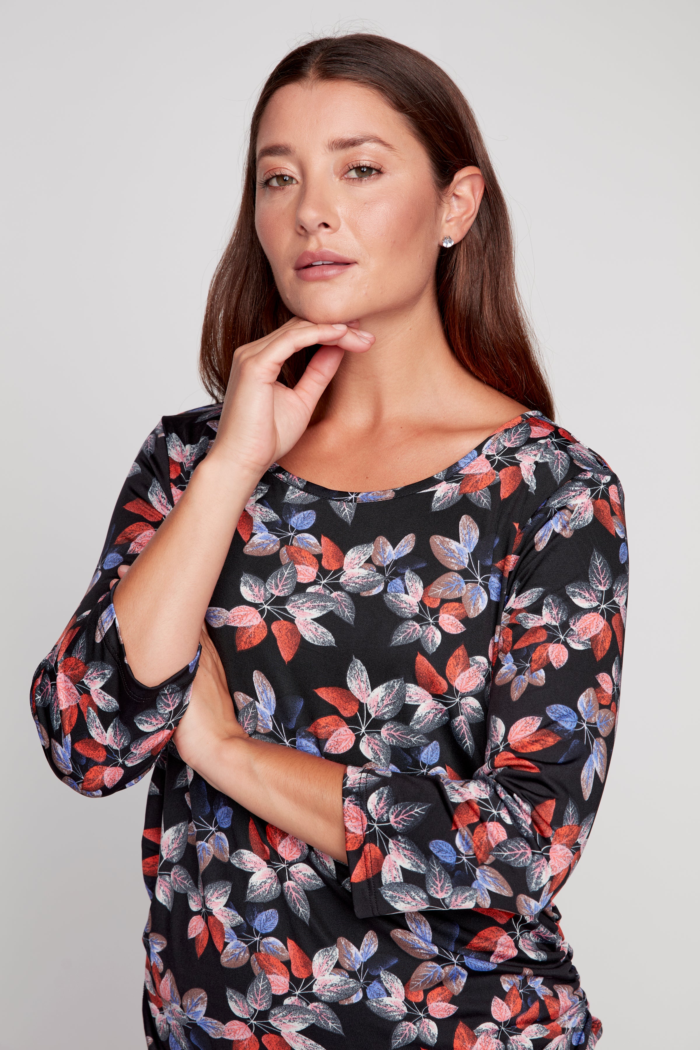 Side shirring leaf detail top