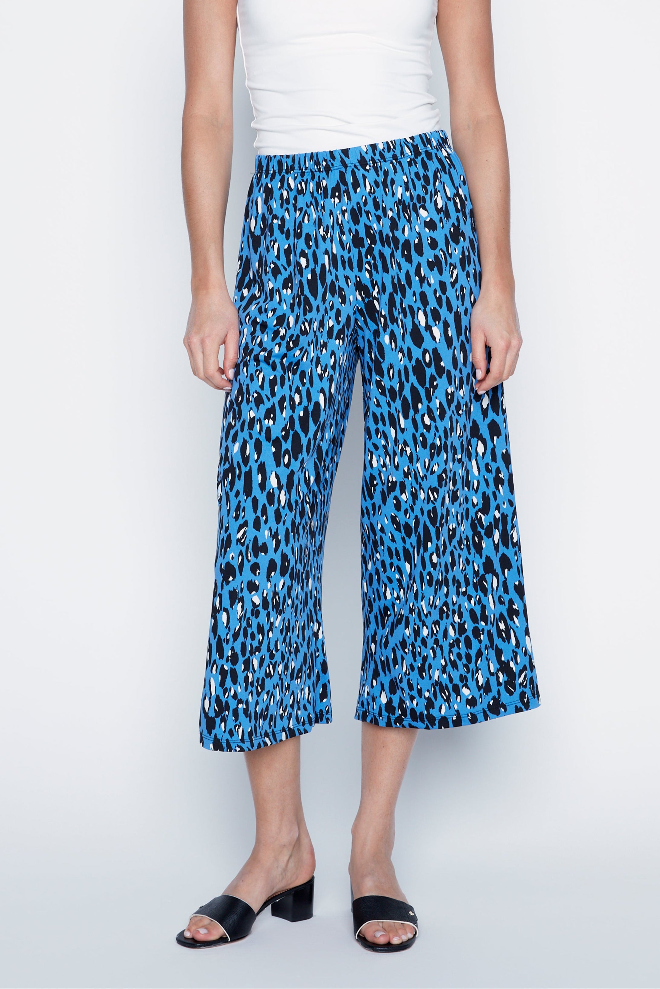 Animal print gaucho pant