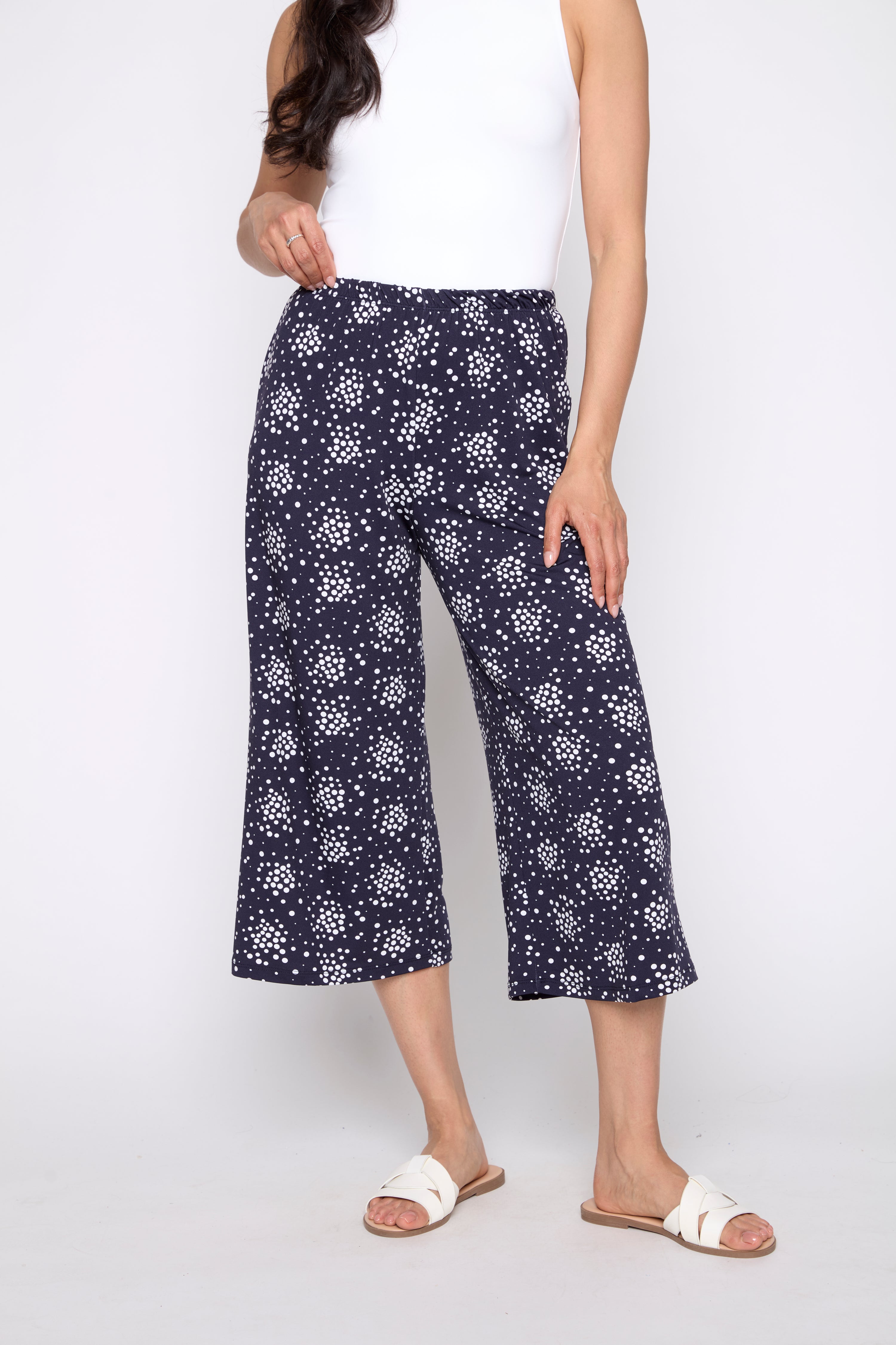 Le pantalon gaucho à motif pois